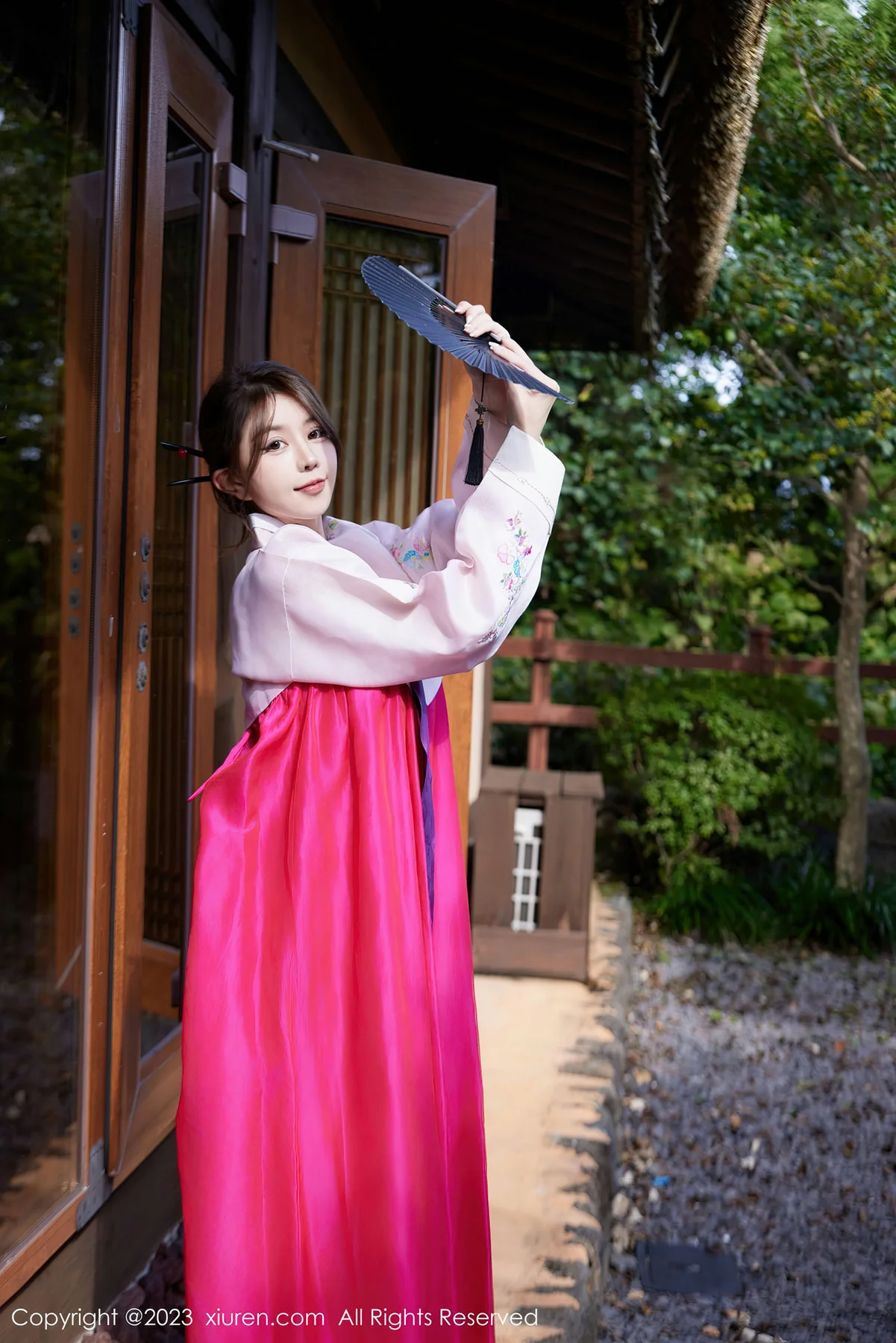 XiuRen 秀人 No.7522  tina_甜仔  红色打长今服饰济州岛旅拍33 - 3