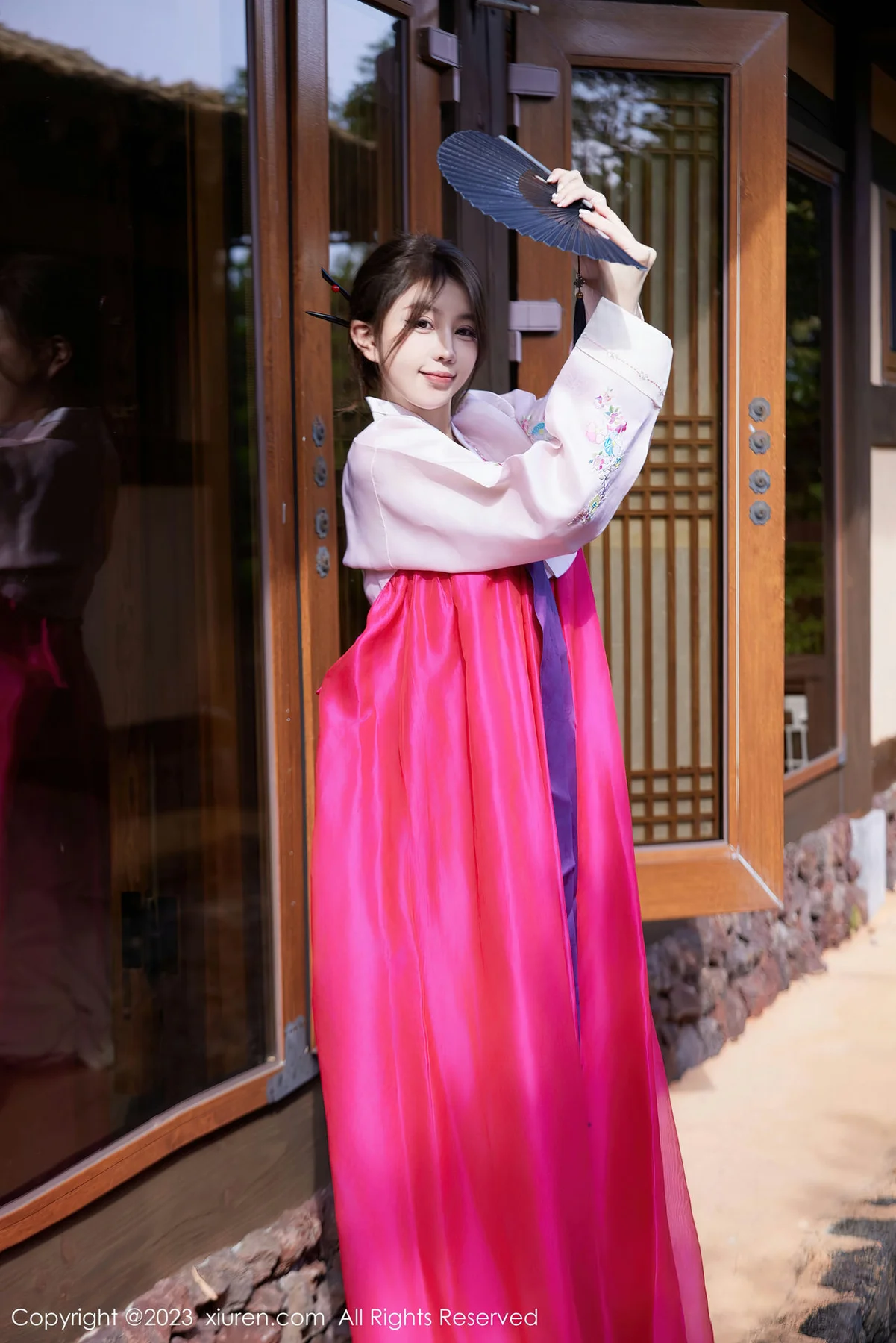 XiuRen 秀人 No.7522  tina_甜仔  红色打长今服饰济州岛旅拍33 - 4