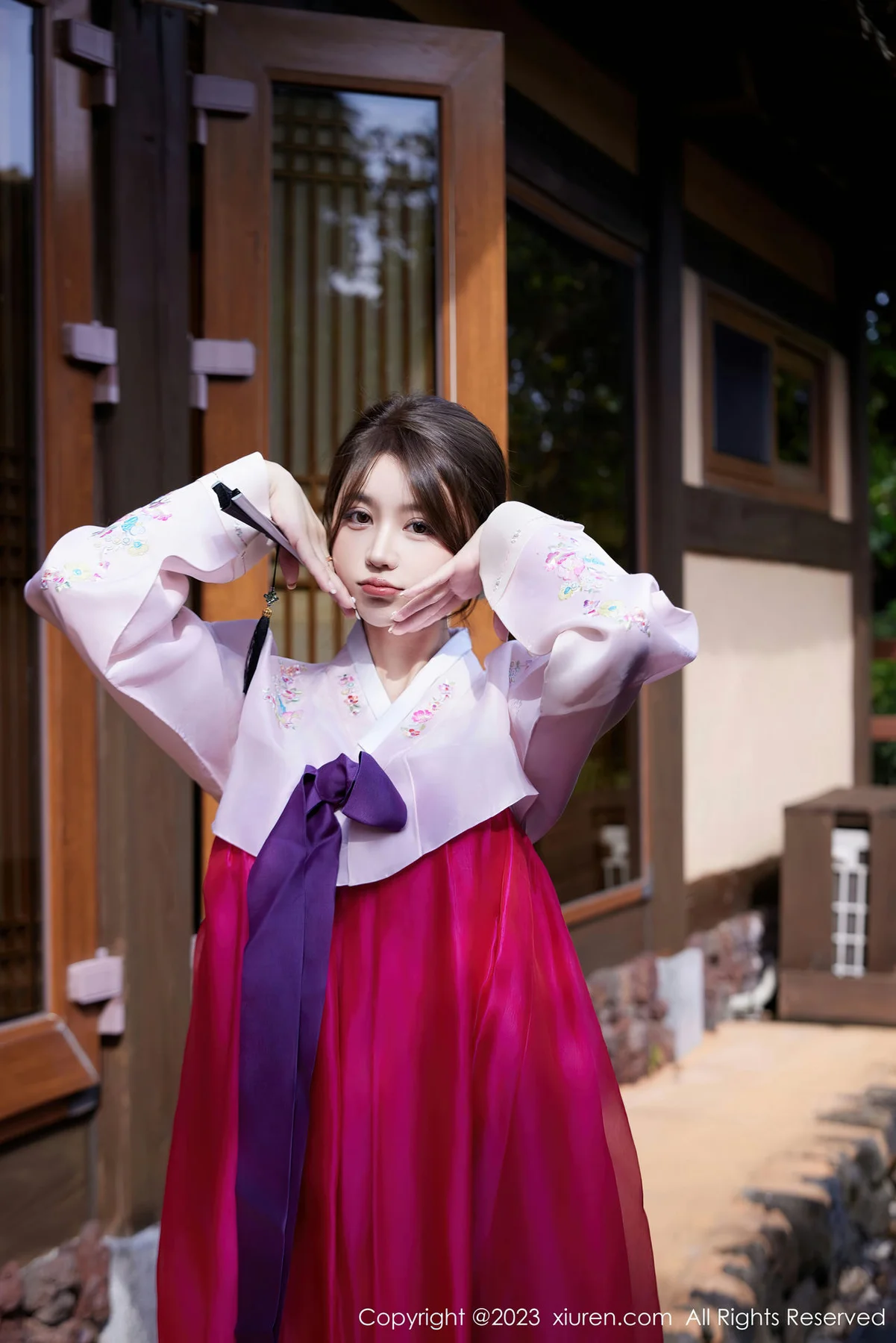 XiuRen 秀人 No.7522  tina_甜仔  红色打长今服饰济州岛旅拍33 - 5