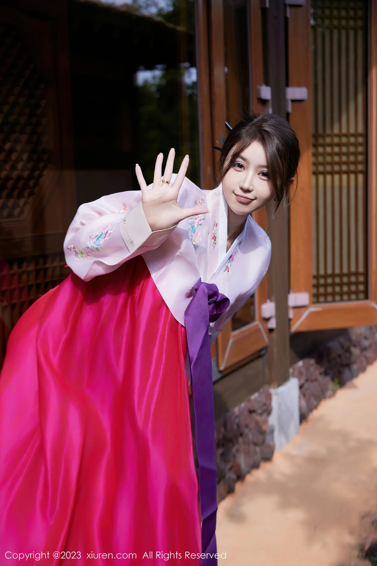 XiuRen 秀人 No.7522  tina_甜仔  红色打长今服饰济州岛旅拍33 - 10