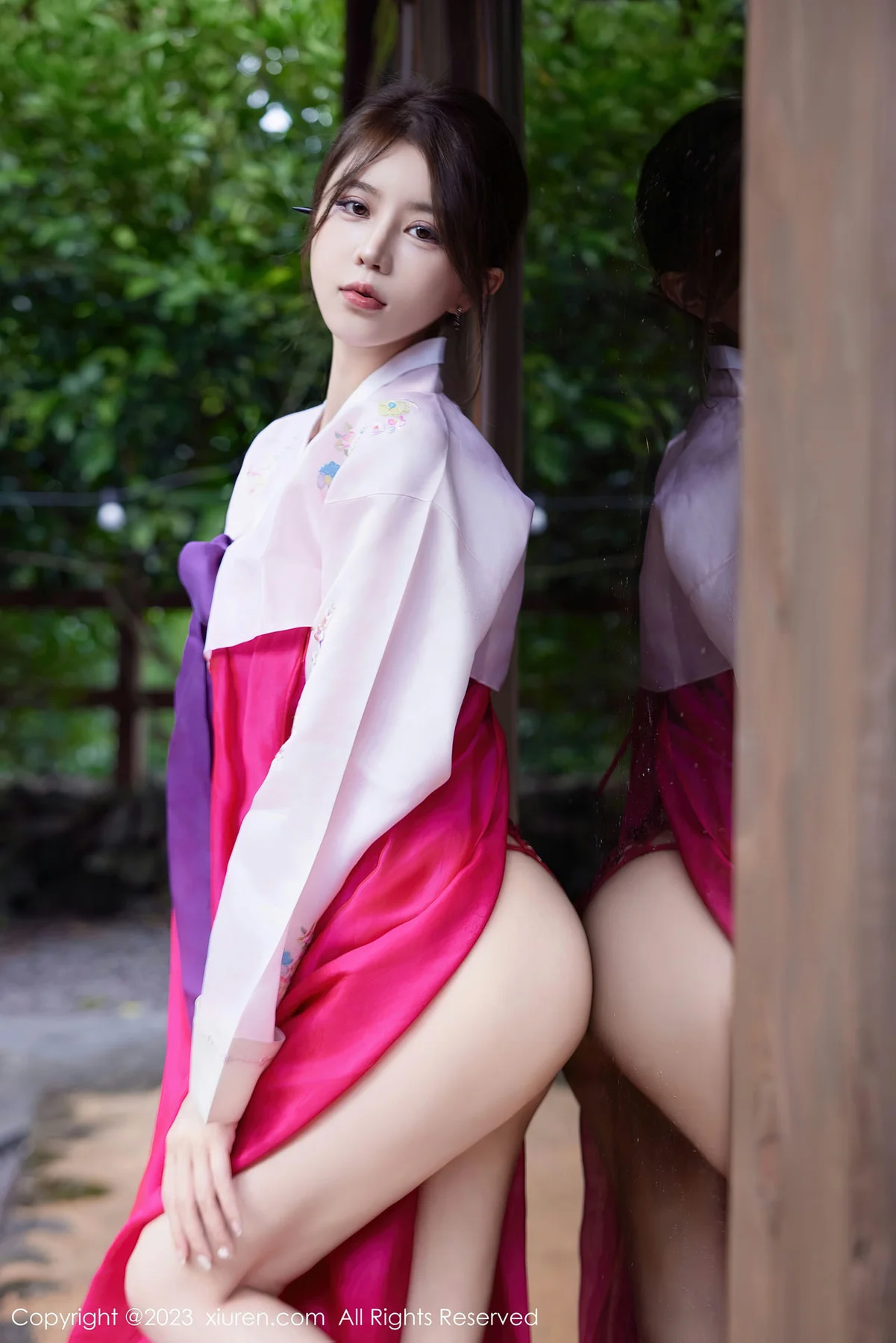 XiuRen 秀人 No.7522  tina_甜仔  红色打长今服饰济州岛旅拍33 - 5