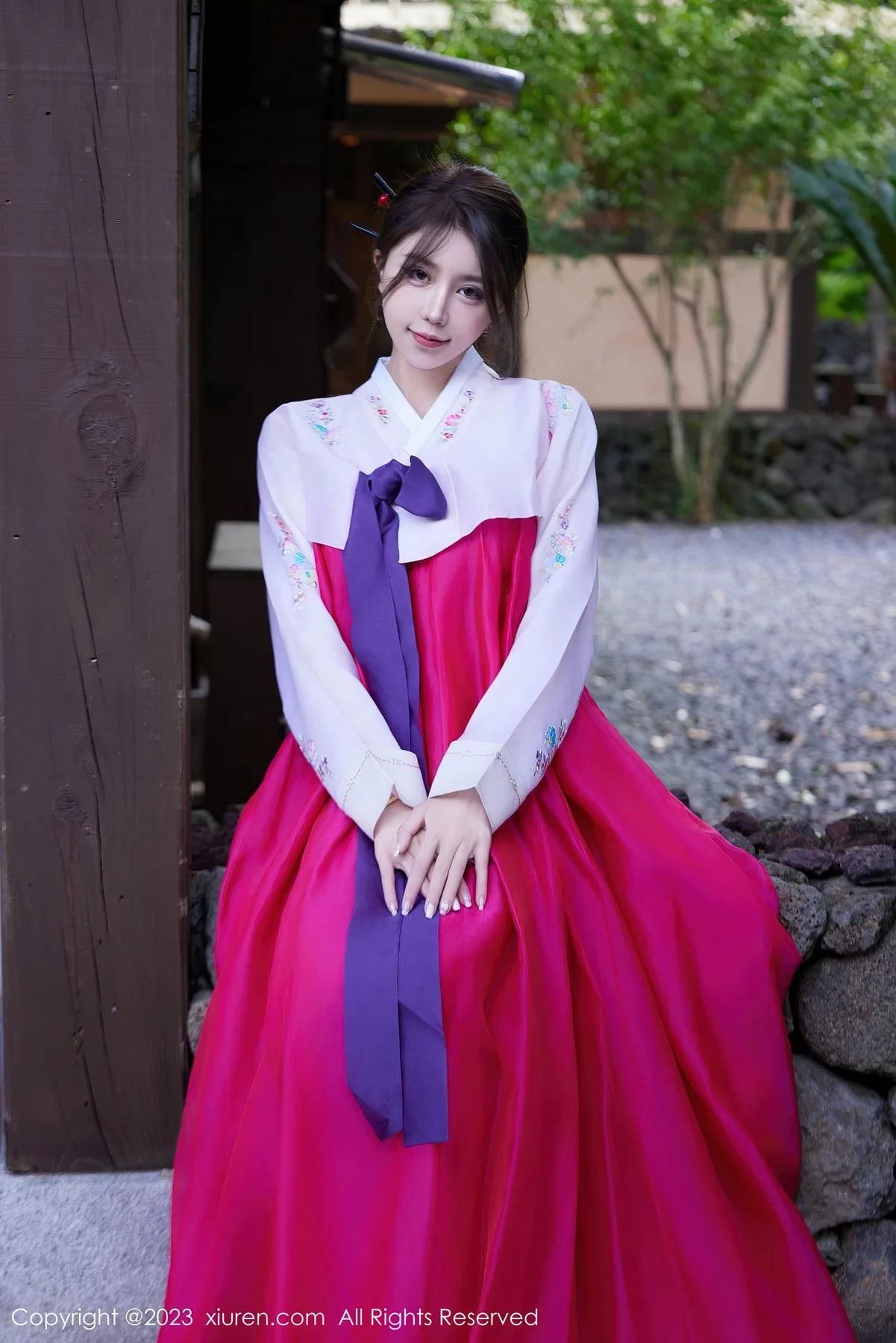 XiuRen 秀人 No.7522  tina_甜仔  红色打长今服饰济州岛旅拍33 - 7