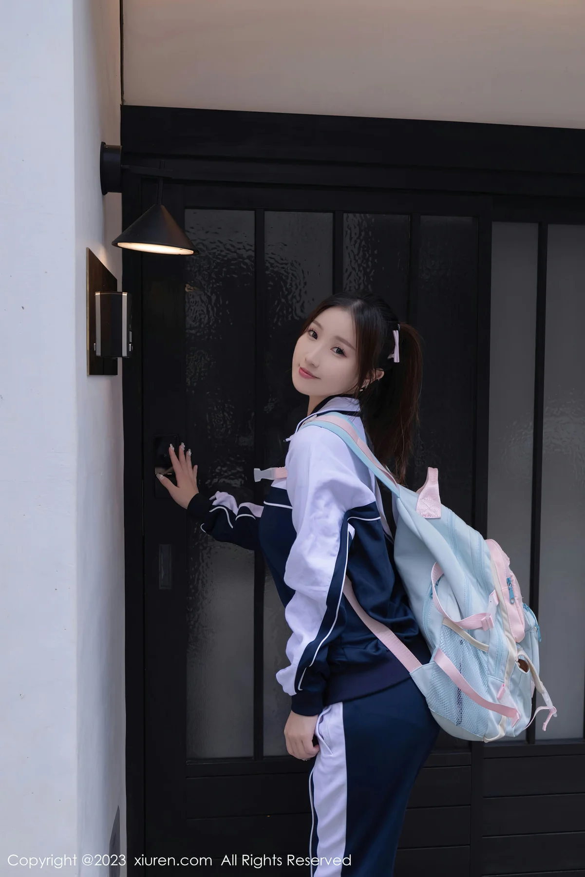 XiuRen 秀人 No.7528  杏子Yada 普蓝色学妹制服日本旅拍3 - 4