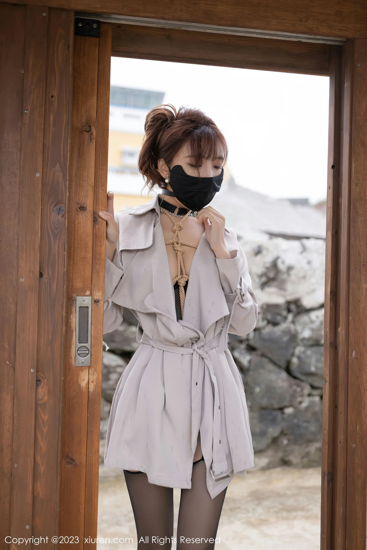 XiuRen 秀人 No.7538  陆萱萱 黑色情趣服饰济州岛旅拍11 - 7