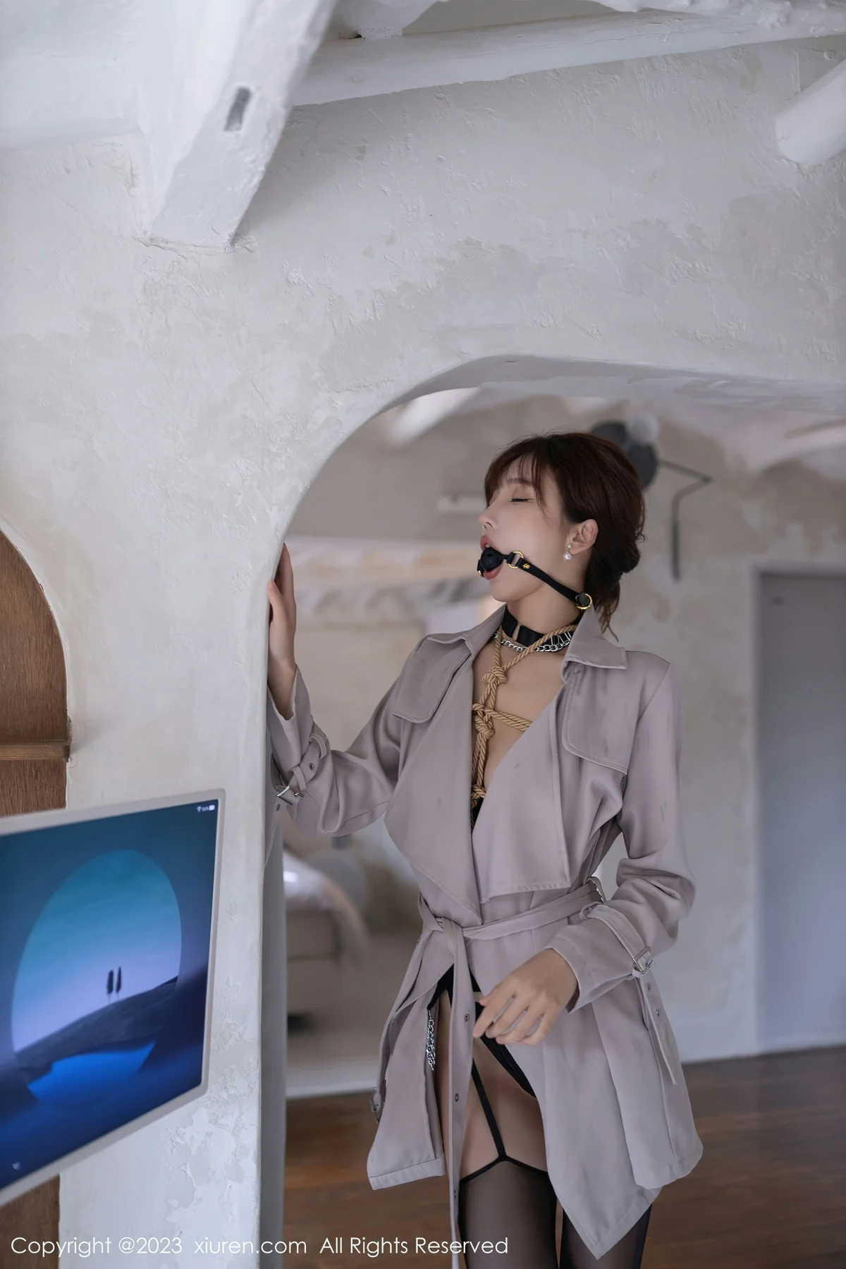 XiuRen 秀人 No.7538  陆萱萱 黑色情趣服饰济州岛旅拍11 - 4