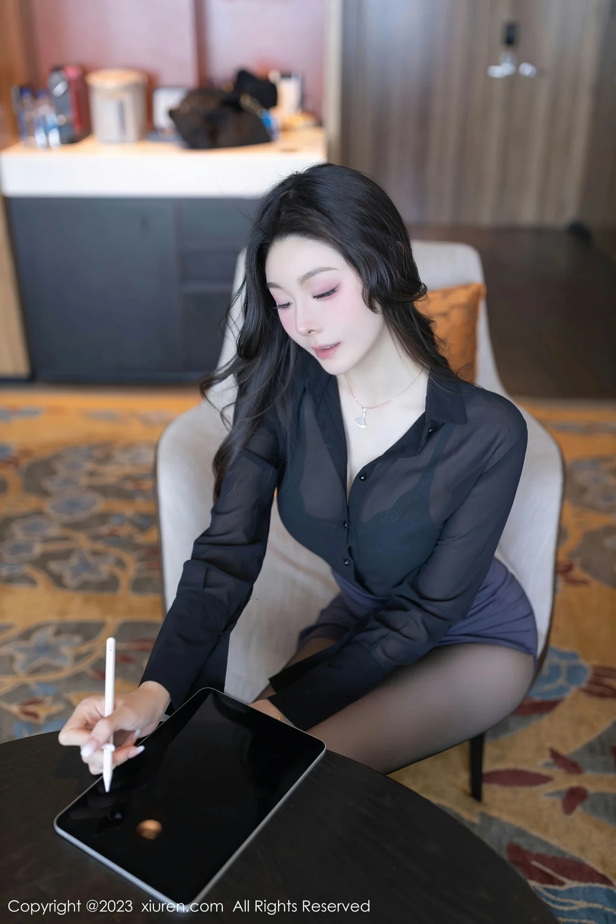 XiuRen 秀人 No.7542  小逗逗 黑色OL性感写真22 - 6