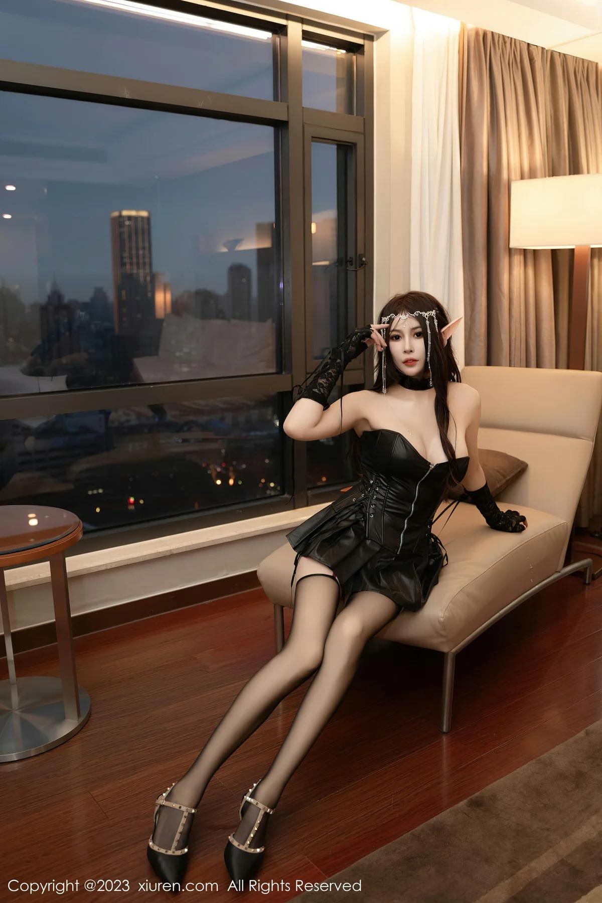 XiuRen 秀人 No.7546  米亚Mia 黑色露肩服饰性感写真 - 4