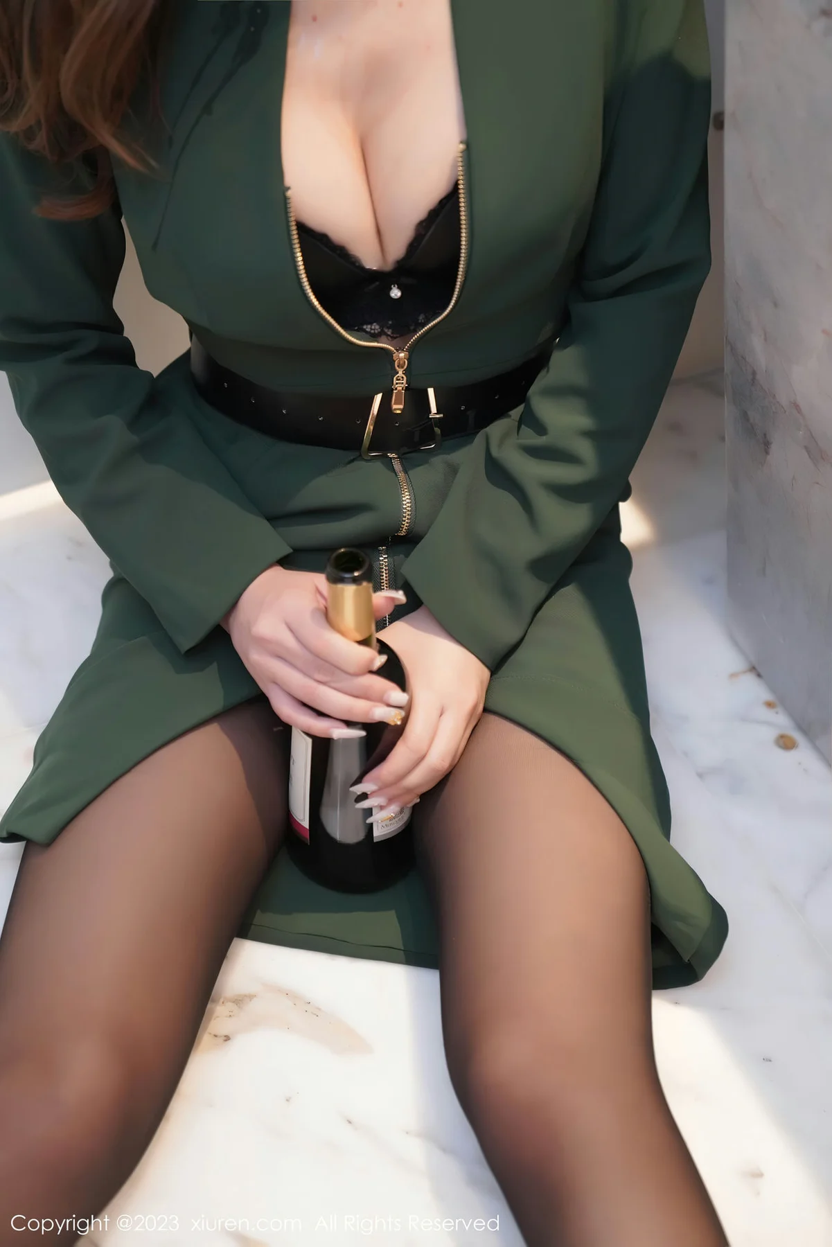 XiuRen 秀人 No.7553 月野兔美妞 魅惑黑丝性感写真 - 10