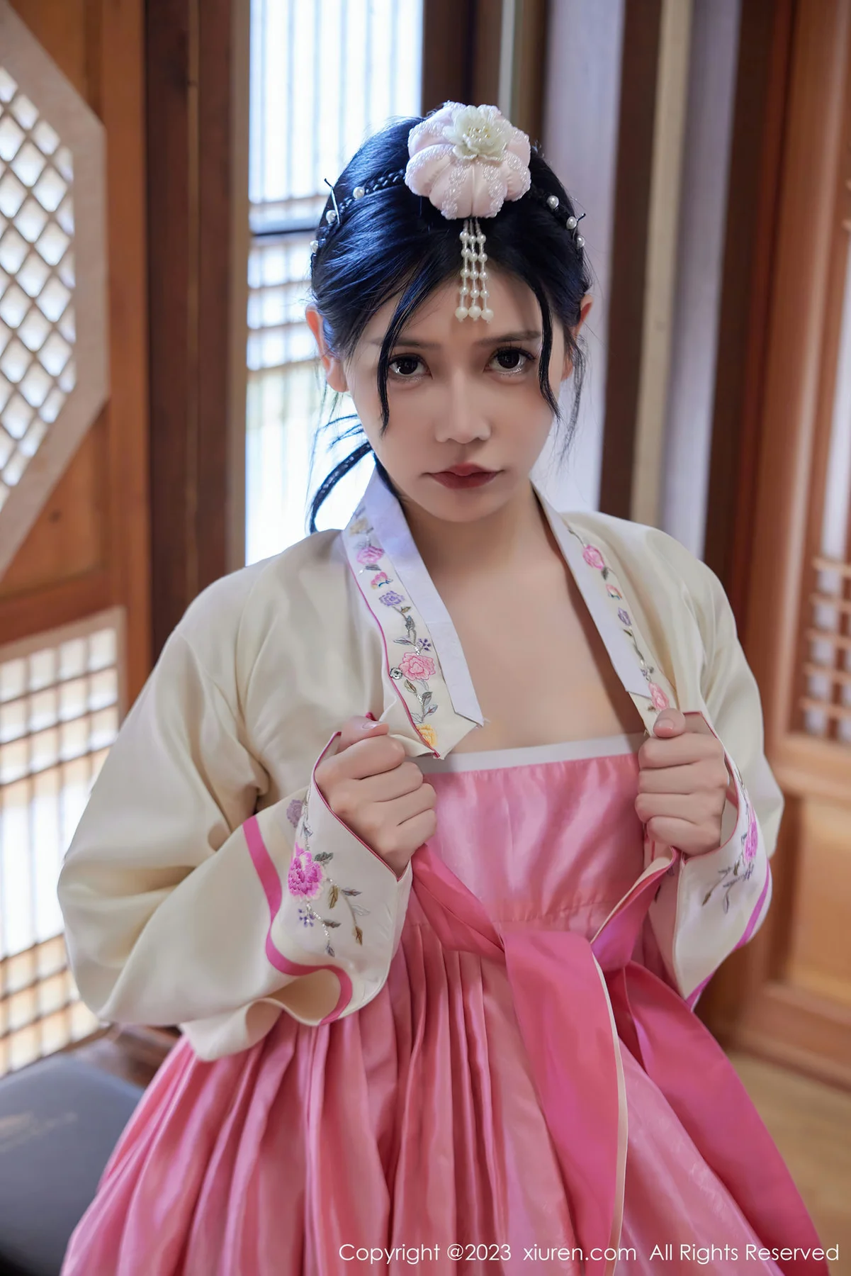 XiuRen 秀人 No.7564 尹甜甜 大长今服饰济州岛旅拍3 - 8