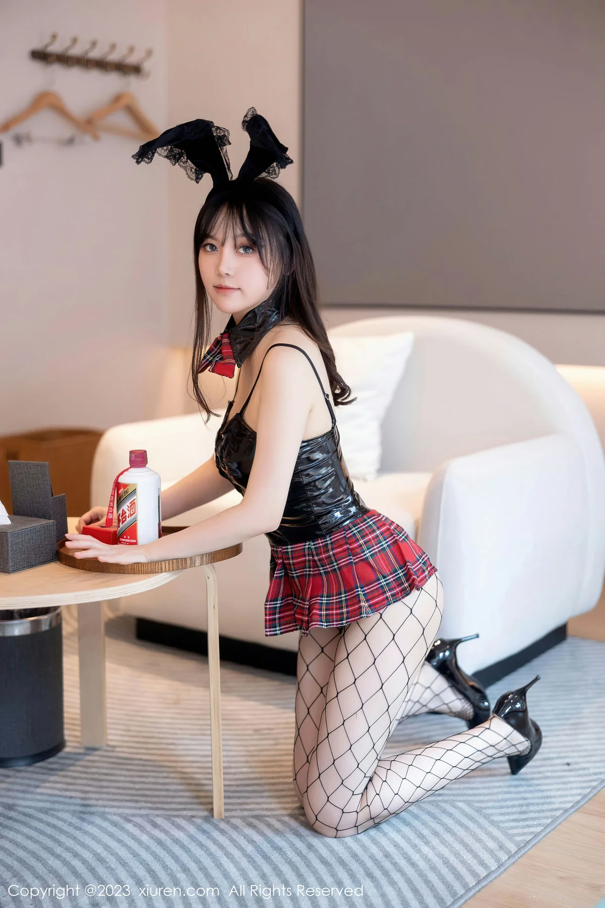 XiuRen 秀人 No.7575 豆瓣酱 网格袜性感写真111 - 8