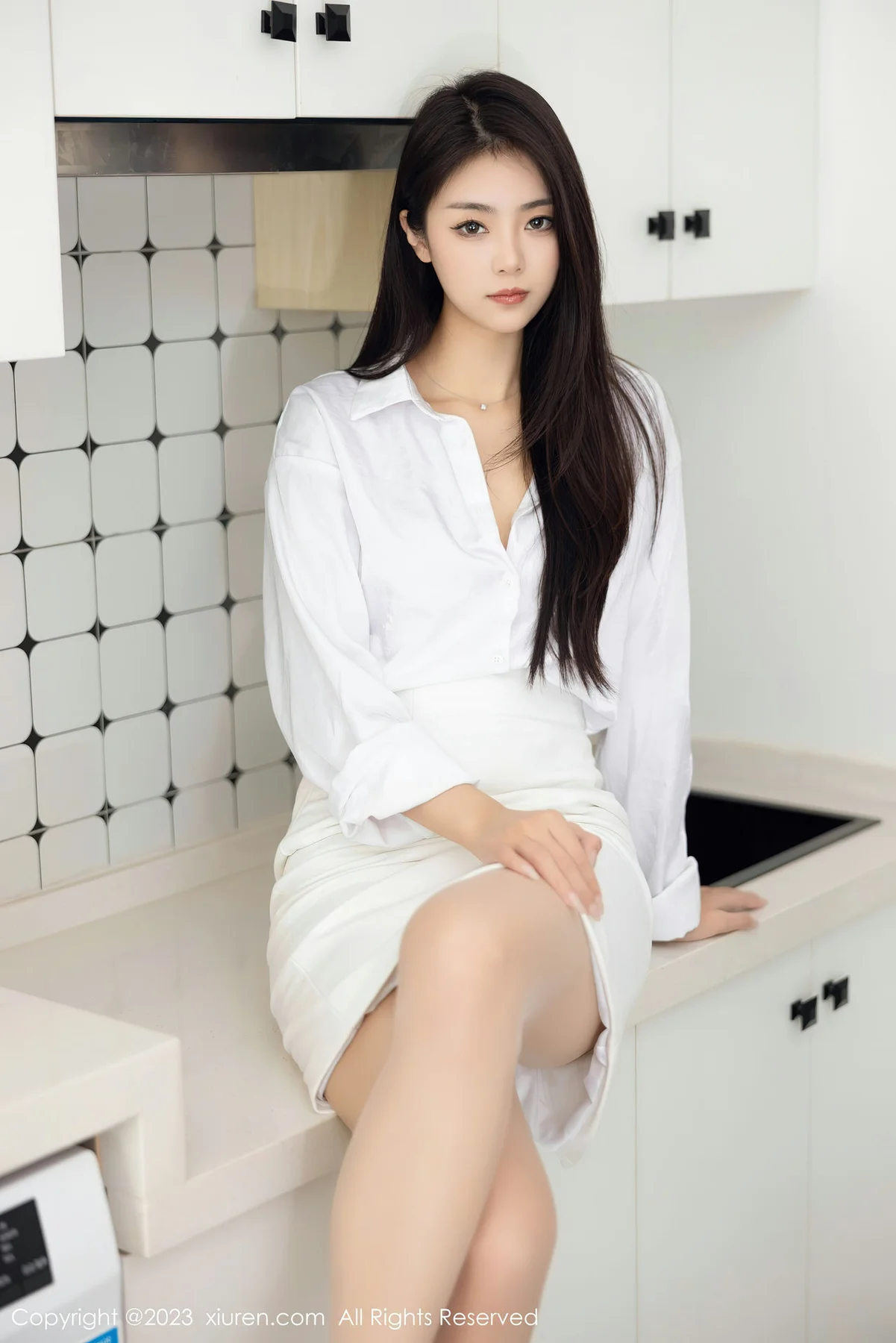 XiuRen 秀人 No.7601  可樂Vicky 美腿玉足性感写真1 - 9