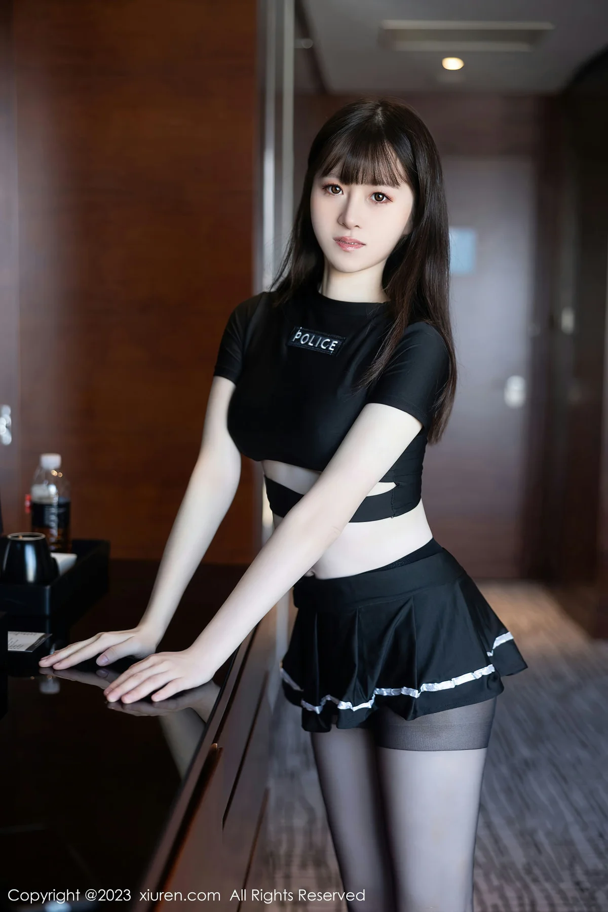 XiuRen 秀人 No.7637  林悠悠 妩媚欲滴性感写真22 - 1