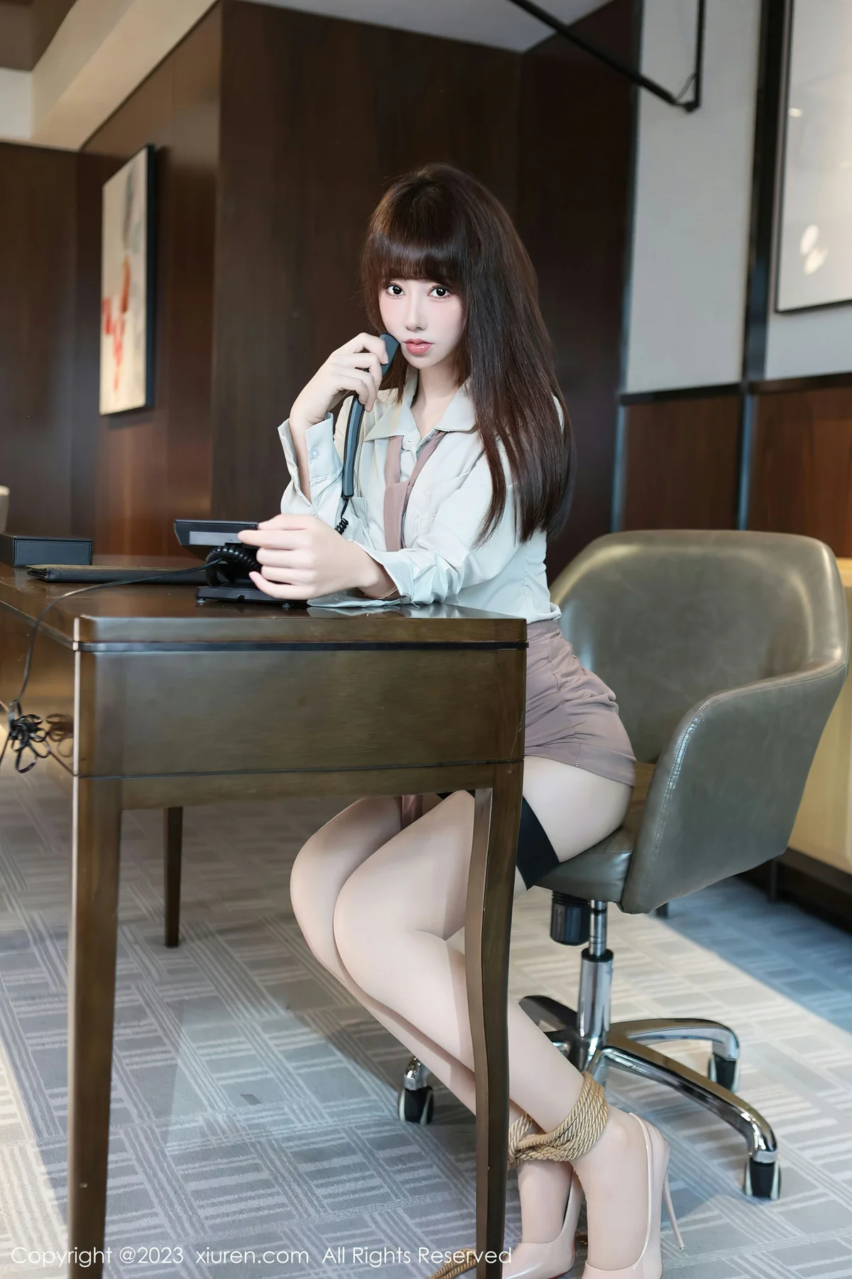 XiuRen 秀人 No.7643  白笑笑 捆绑主题拍摄性感写真1 - 4