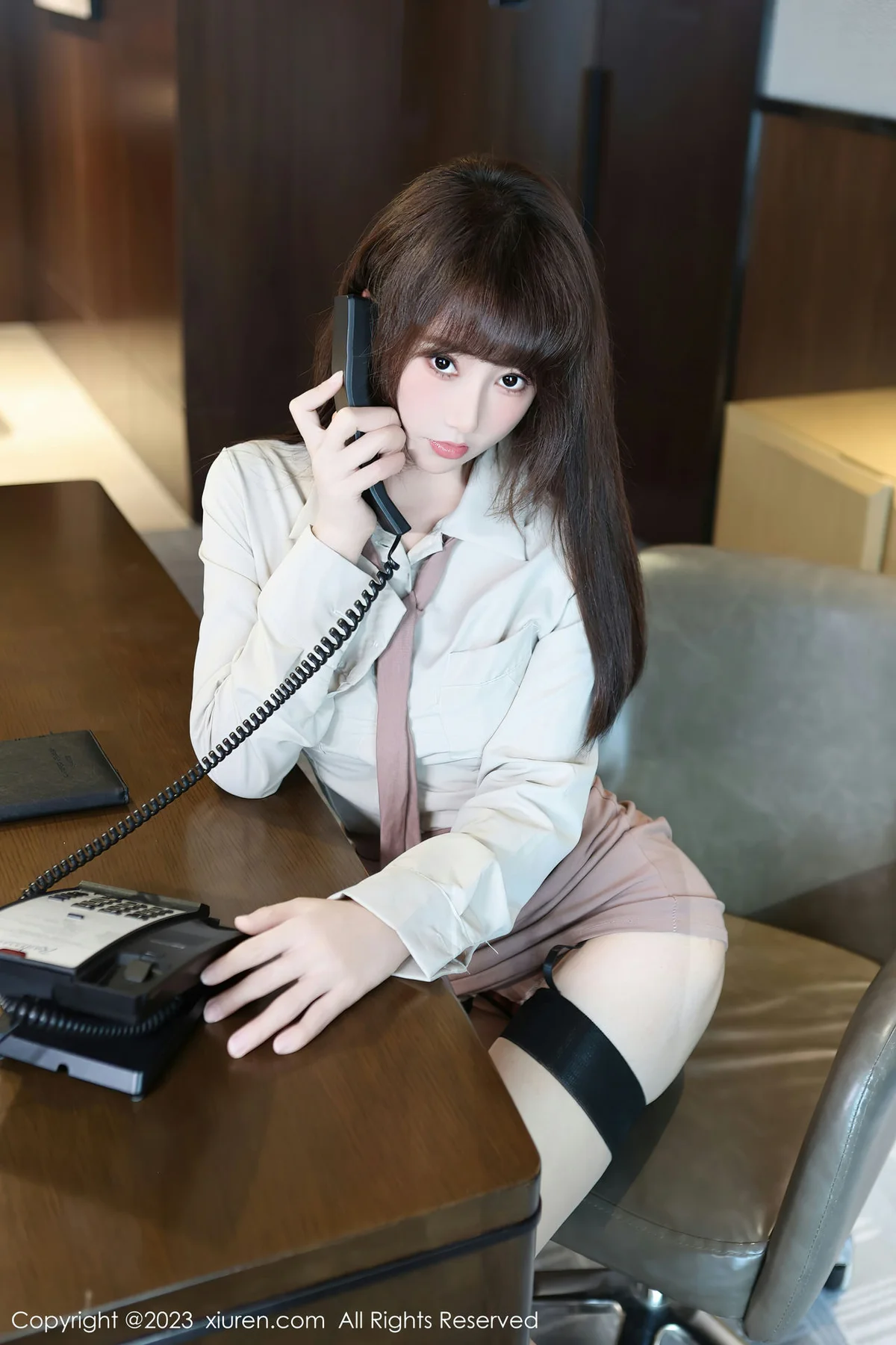 XiuRen 秀人 No.7643  白笑笑 捆绑主题拍摄性感写真1 - 5