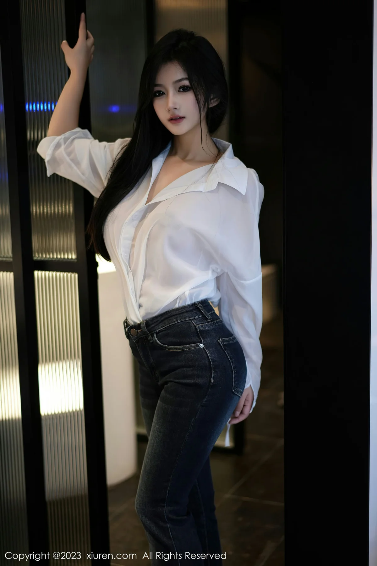 XiuRen 秀人 No.7645  谭小灵 简约牛仔裤性感写真11 - 3