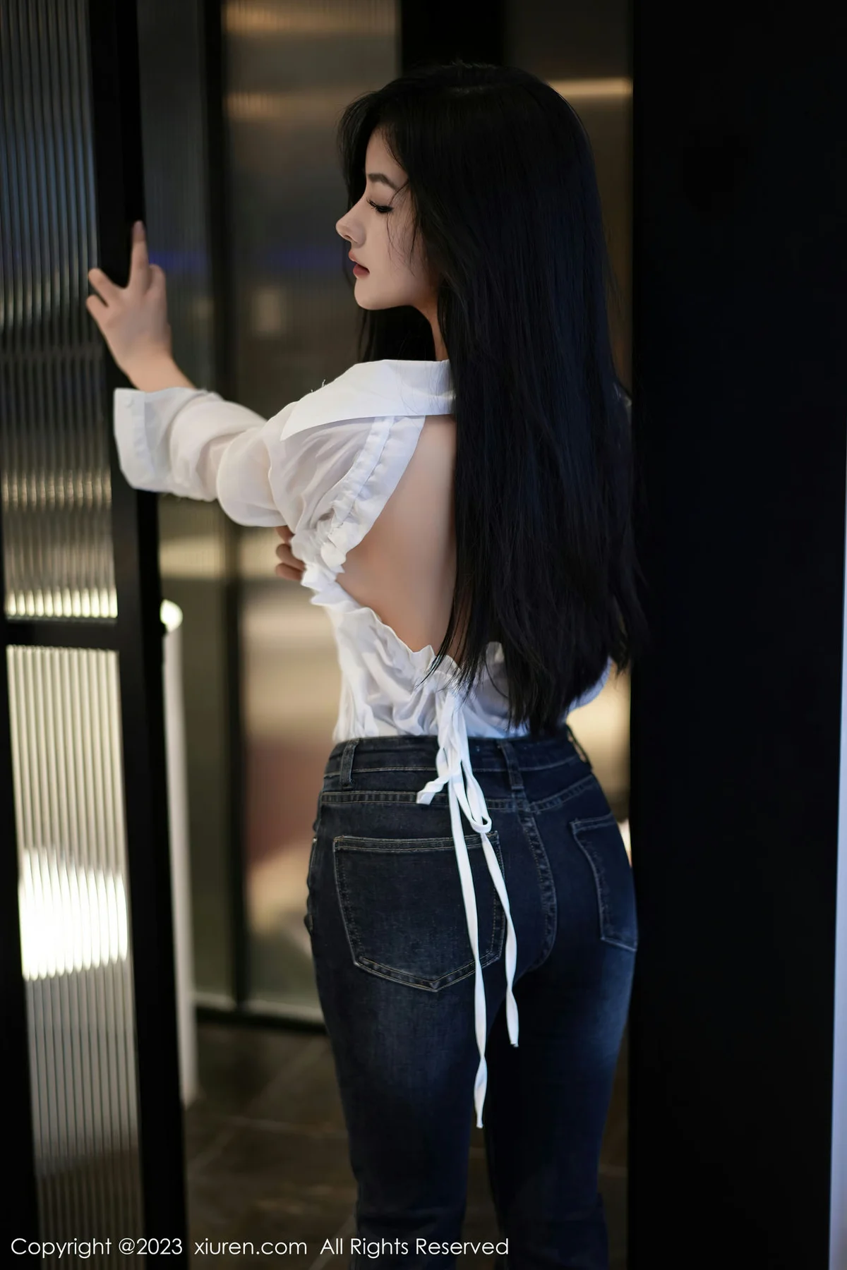 XiuRen 秀人 No.7645  谭小灵 简约牛仔裤性感写真11 - 10