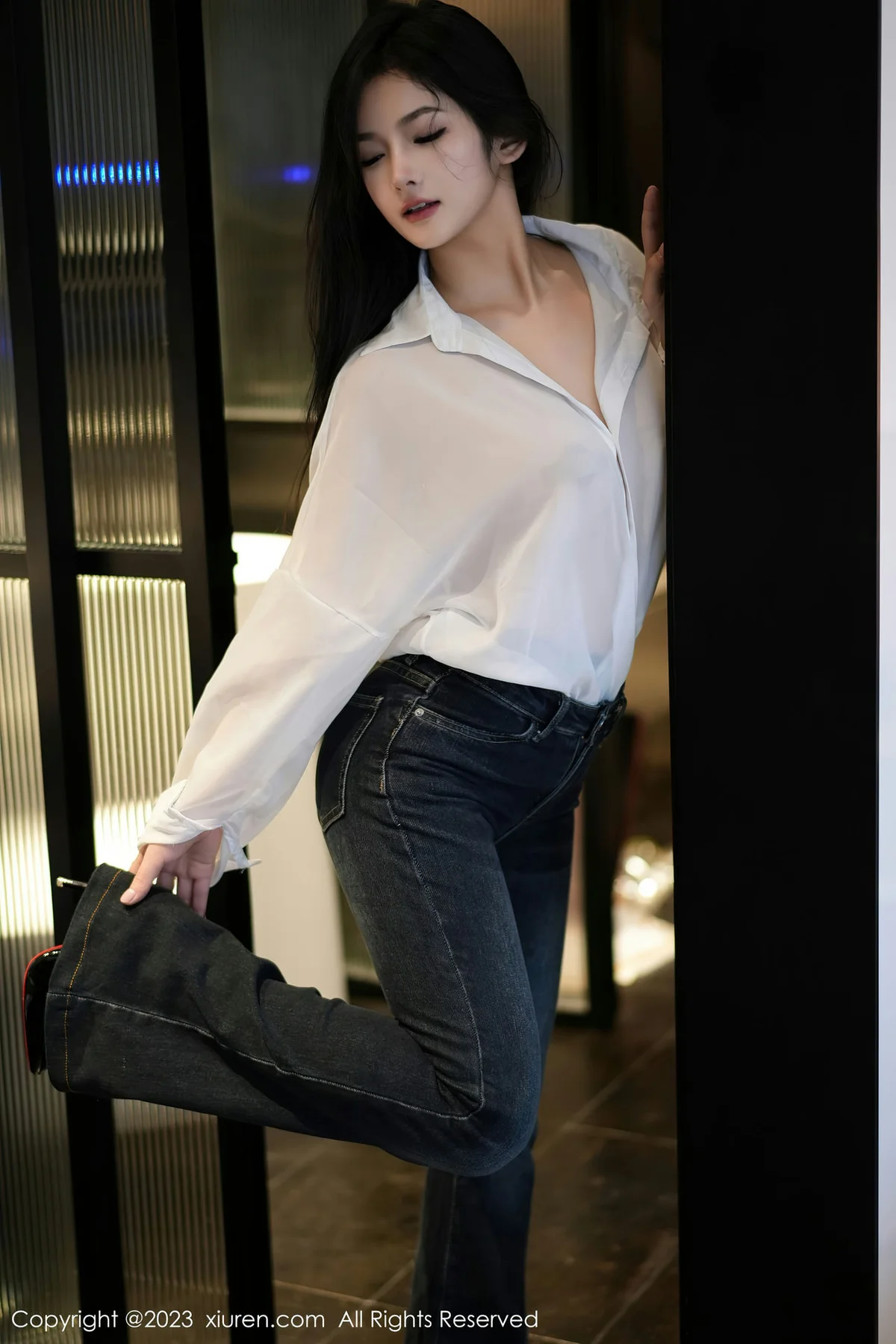 XiuRen 秀人 No.7645  谭小灵 简约牛仔裤性感写真11 - 4