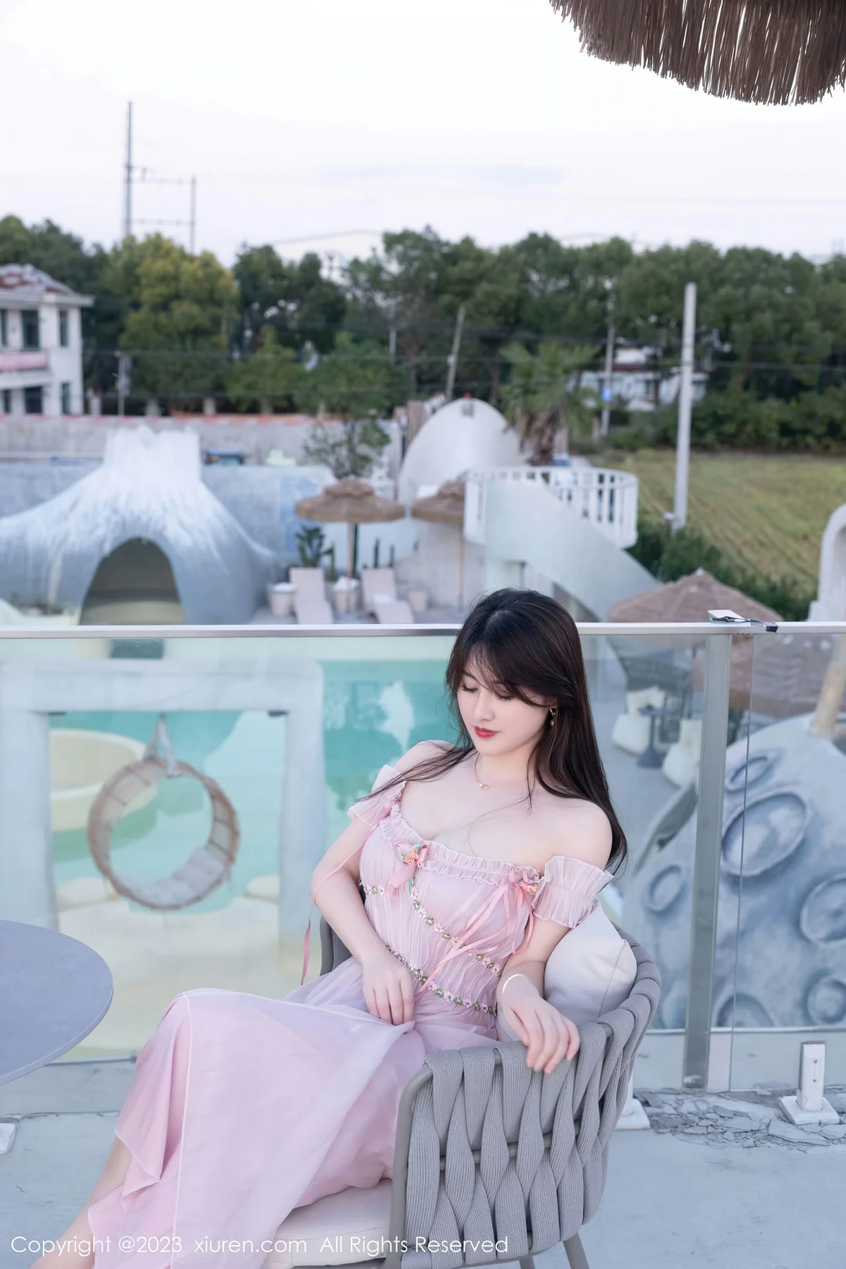 XiuRen 秀人 No.7666  诗诗kiki 魅惑灰丝性感写真1 - 8