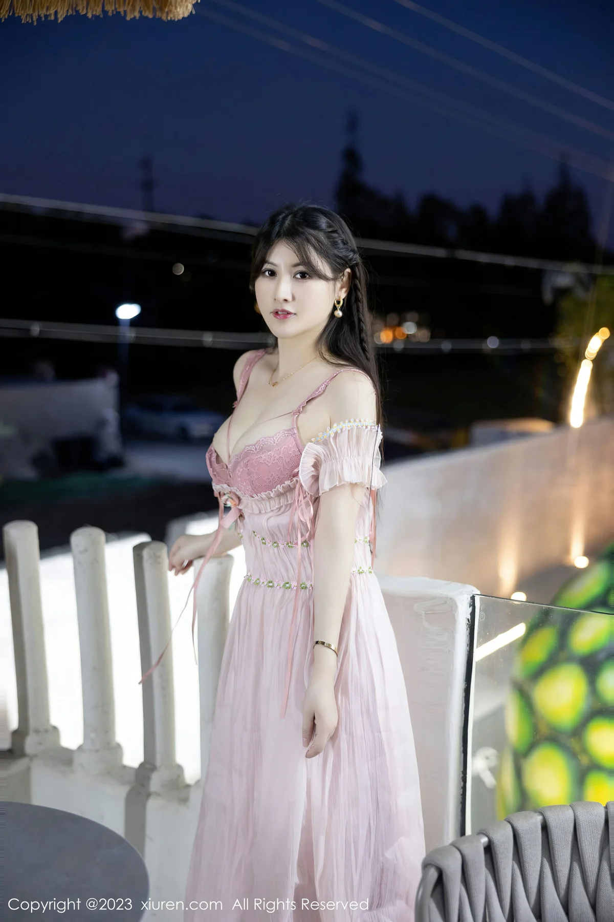 XiuRen 秀人 No.7666  诗诗kiki 魅惑灰丝性感写真1 - 8