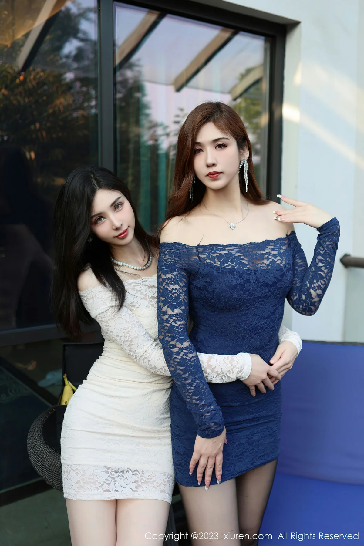 XiuRen 秀人 No.7669  月野兔美妞和曼柔模特合集写真 - 5