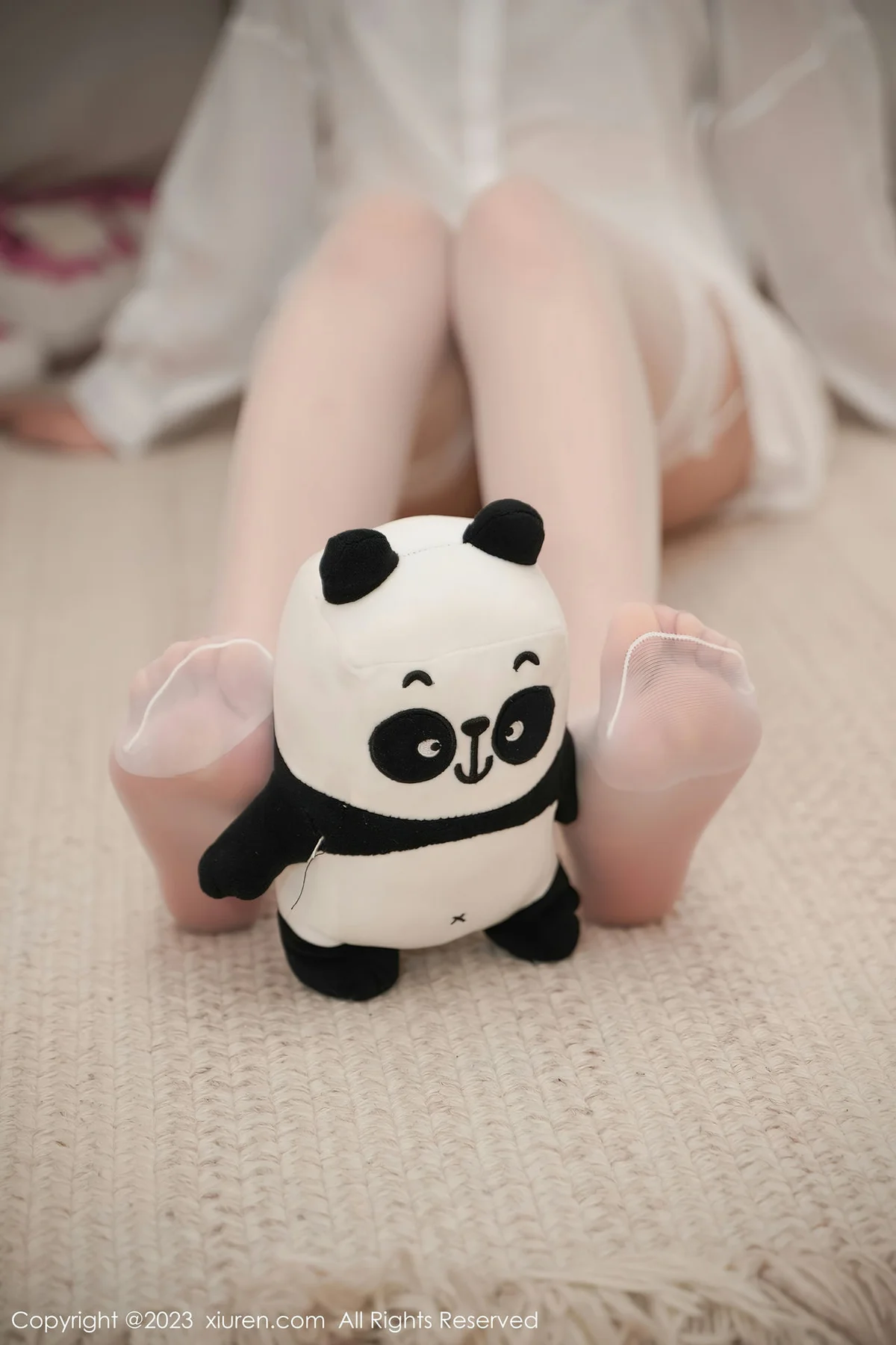 XiuRen 秀人 No.7672  Carol周妍希 白色丝袜性感写真 - 10