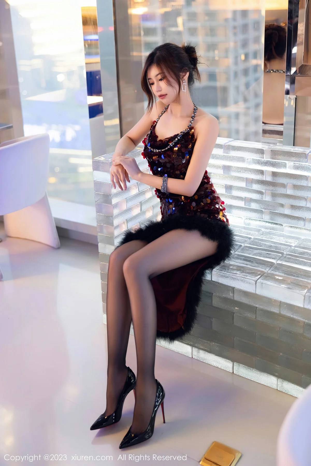 XiuRen 秀人 No.7679  绮里嘉ula 魅惑黑丝性感写真1 - 10