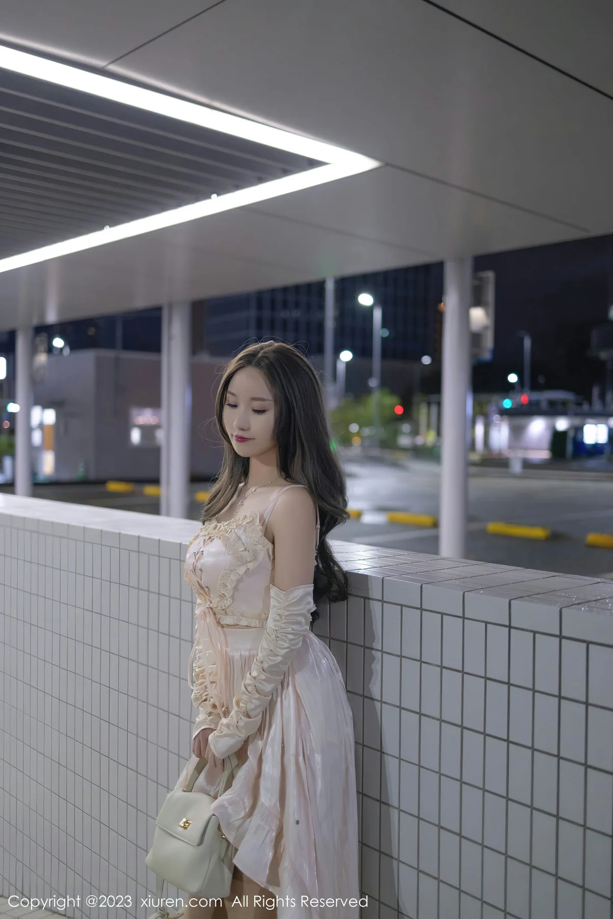 XiuRen 秀人 No.7702  杏子Yada “应援”角色扮演日本旅拍1 - 1