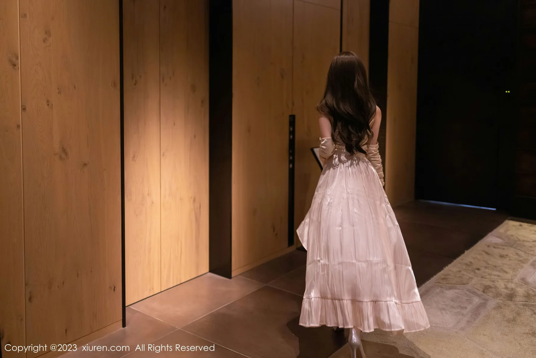 XiuRen 秀人 No.7702  杏子Yada “应援”角色扮演日本旅拍1 - 5