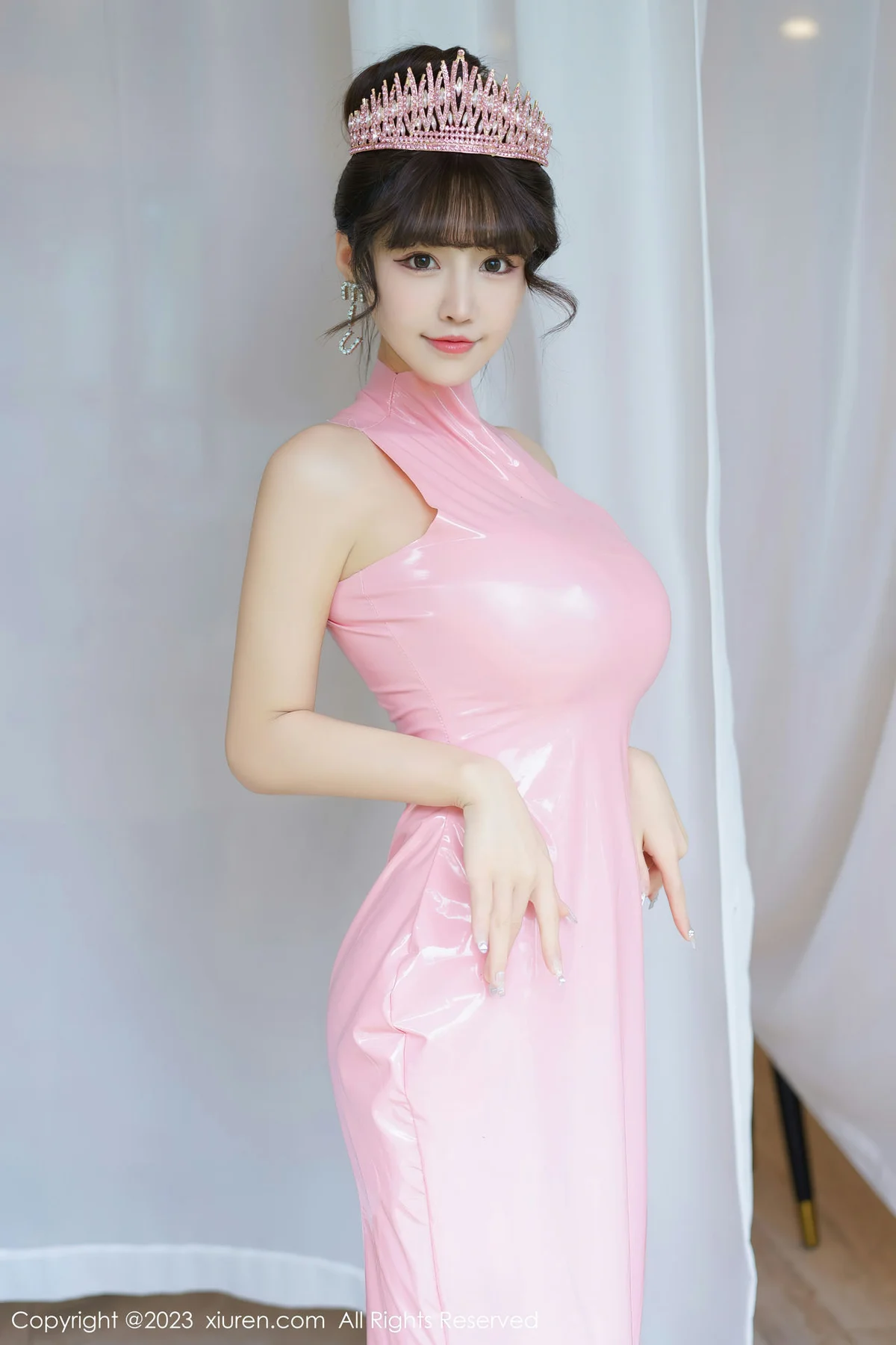 XiuRen 秀人 No.7713  朱可儿Flora 连衣短裙性感写真 - 5