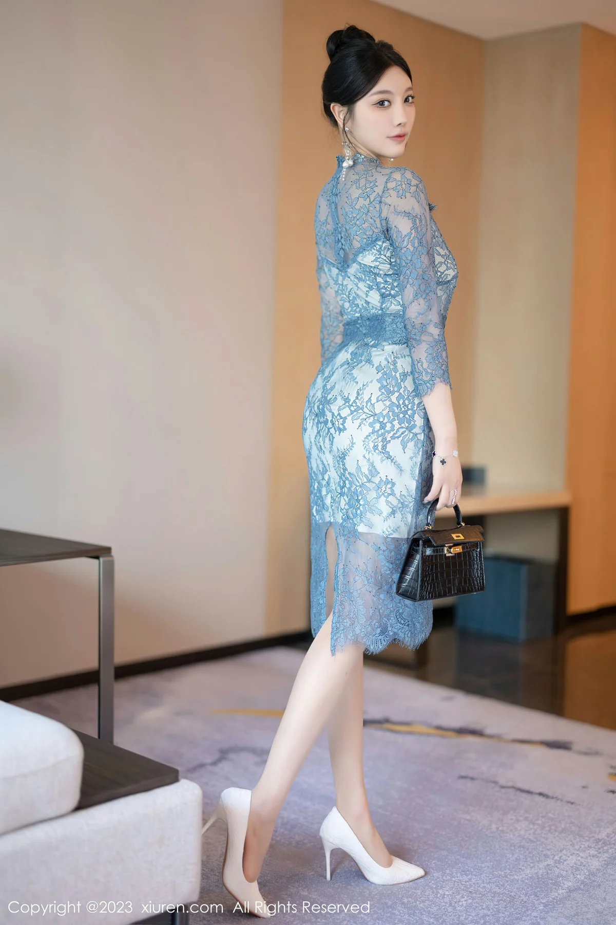 XiuRen 秀人 No.7732  杨晨晨Yome 灰色薄纱旗袍性感写真11 - 9