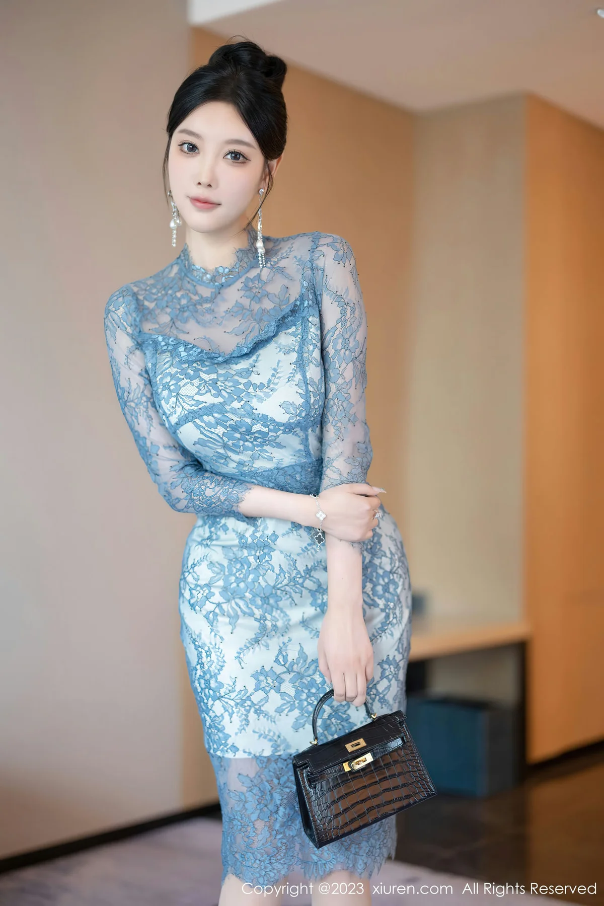 XiuRen 秀人 No.7732  杨晨晨Yome 灰色薄纱旗袍性感写真11 - 10