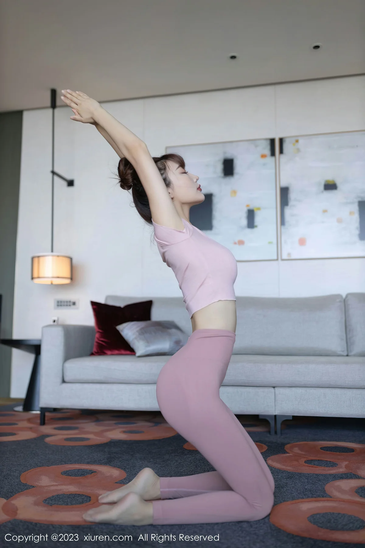 XiuRen 秀人 No.7746  陆萱萱 灰色瑜伽服济州岛旅拍11 - 4