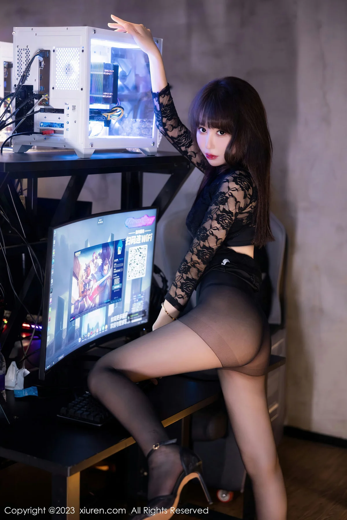 XiuRen 秀人 No.7751  韩系学妹 黑丝网纹上衣性感写真1 - 5