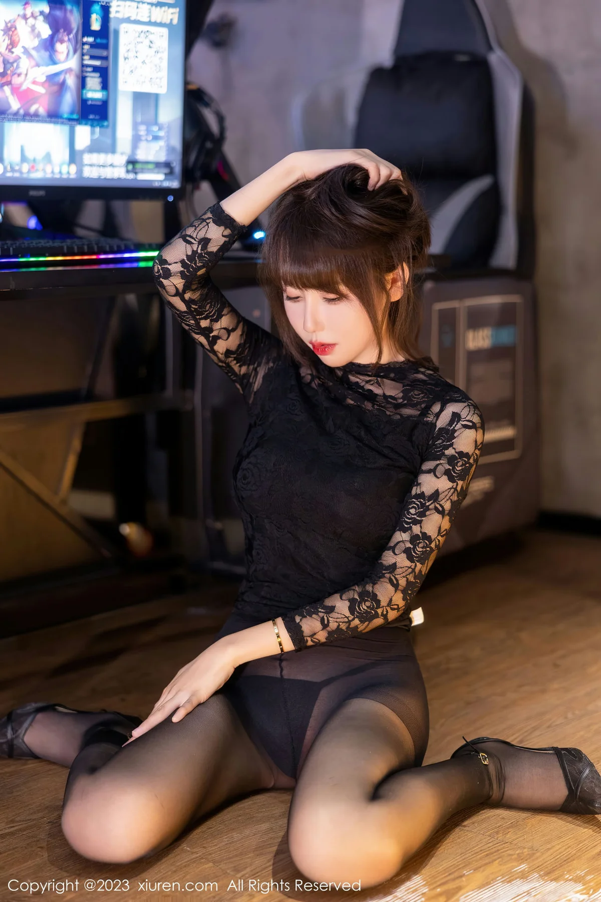 XiuRen 秀人 No.7751  韩系学妹 黑丝网纹上衣性感写真1 - 10