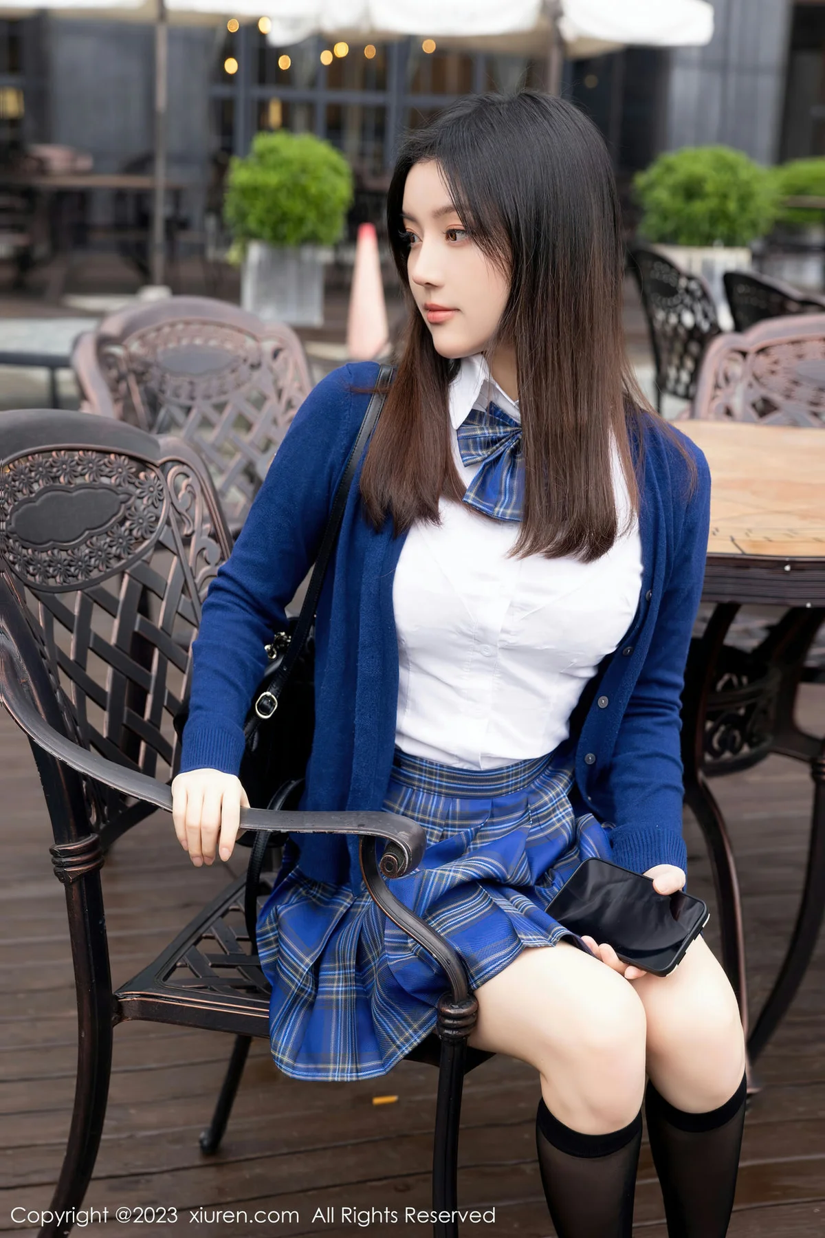 XiuRen 秀人 No.7754  豆瓣酱 白色蕾丝蓝色格子短裙写真111 - 5