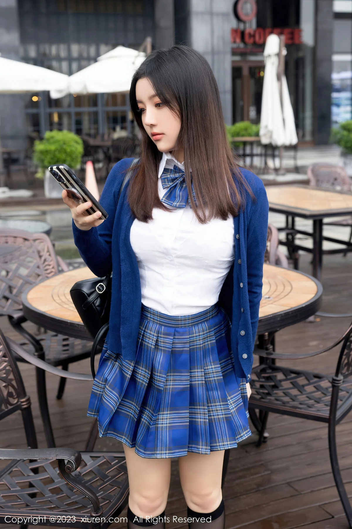 XiuRen 秀人 No.7754  豆瓣酱 白色蕾丝蓝色格子短裙写真111 - 6