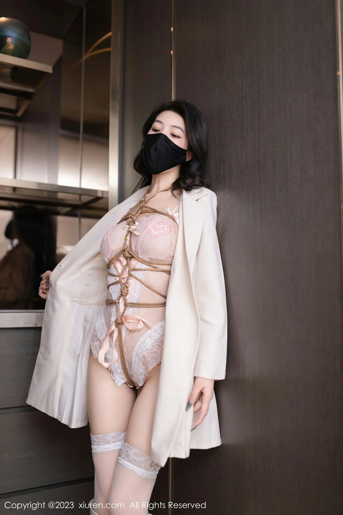 XiuRen 秀人 No.7769  熊小诺 捆绑白色丝袜济州岛旅拍 - 3