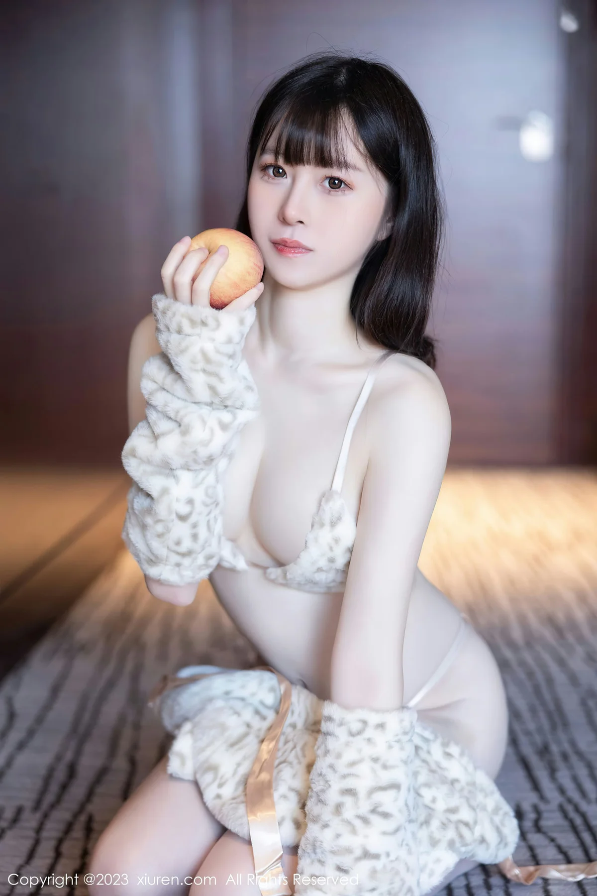 XiuRen 秀人 No.7803  林悠悠 毛绒卡哇伊性感写真3 - 3