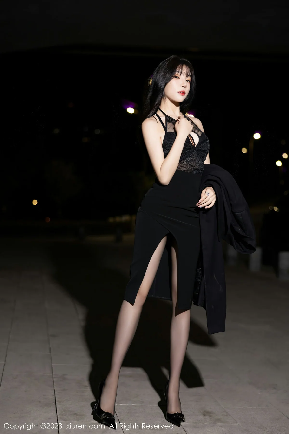 XiuRen 秀人 No.7820  徐莉芝Booty 性感爆乳私房套图111 - 2