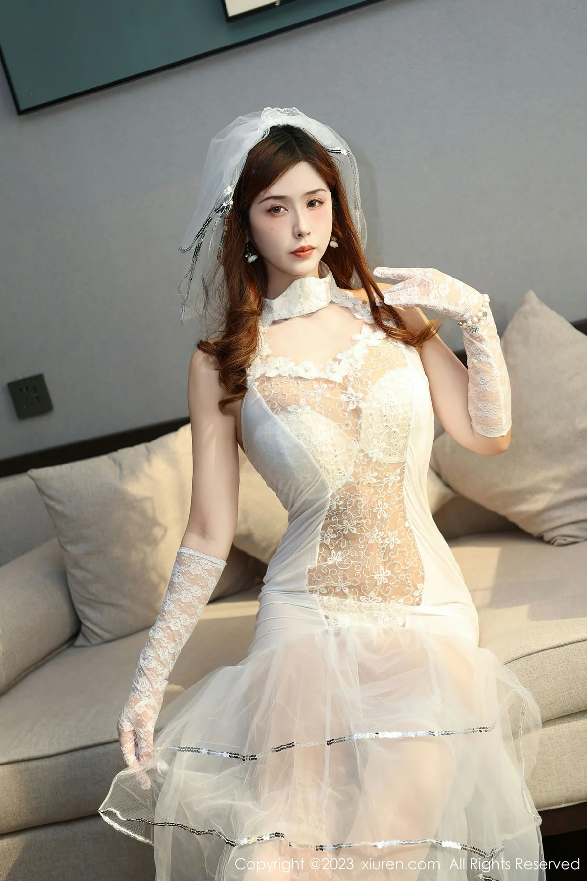 XiuRen 秀人 No.7834  月野兔美妞 白色婚纱服饰性感写真 - 4