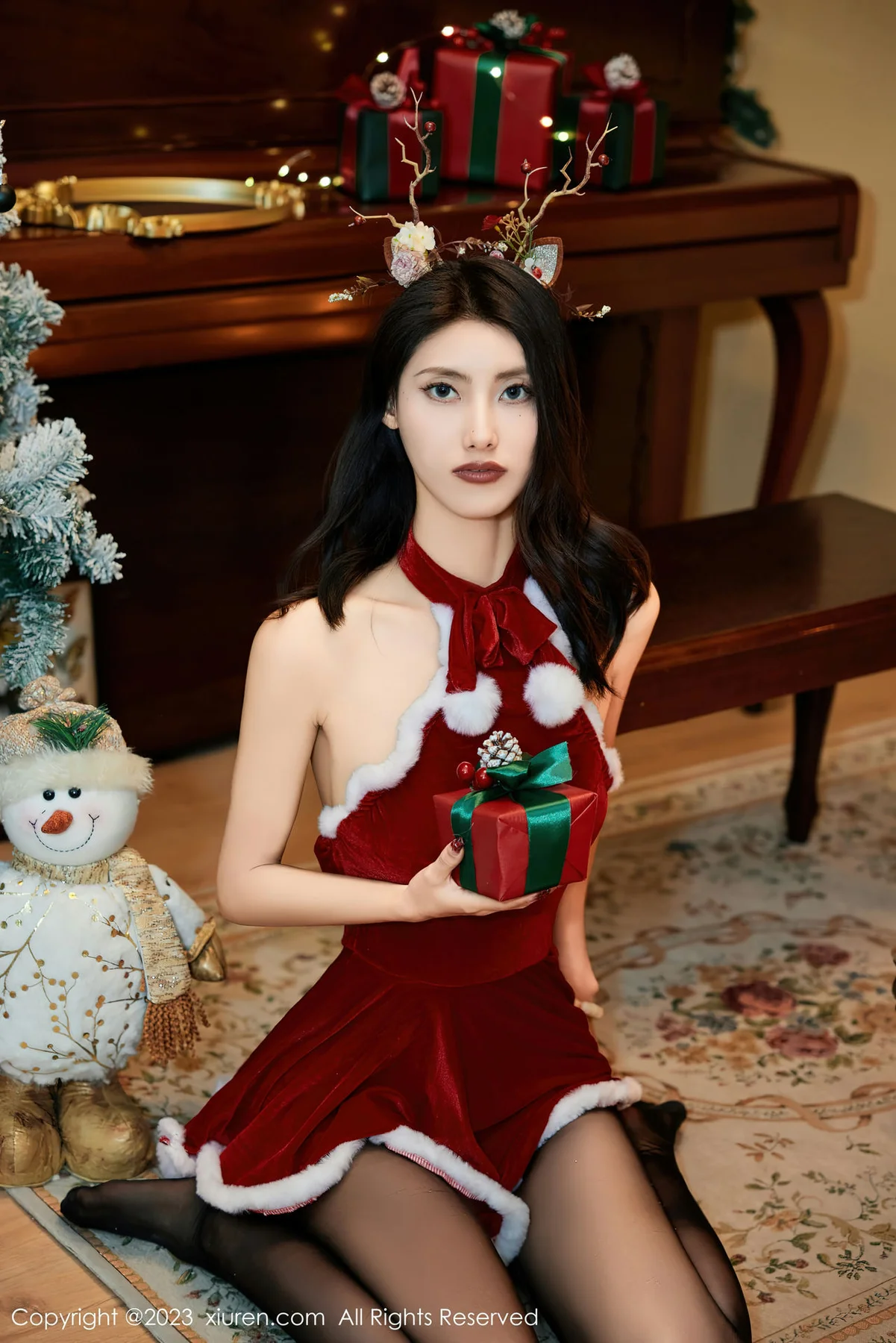 XiuRen 秀人 No.7842  lingyu69 圣诞主题性感写真 - 3