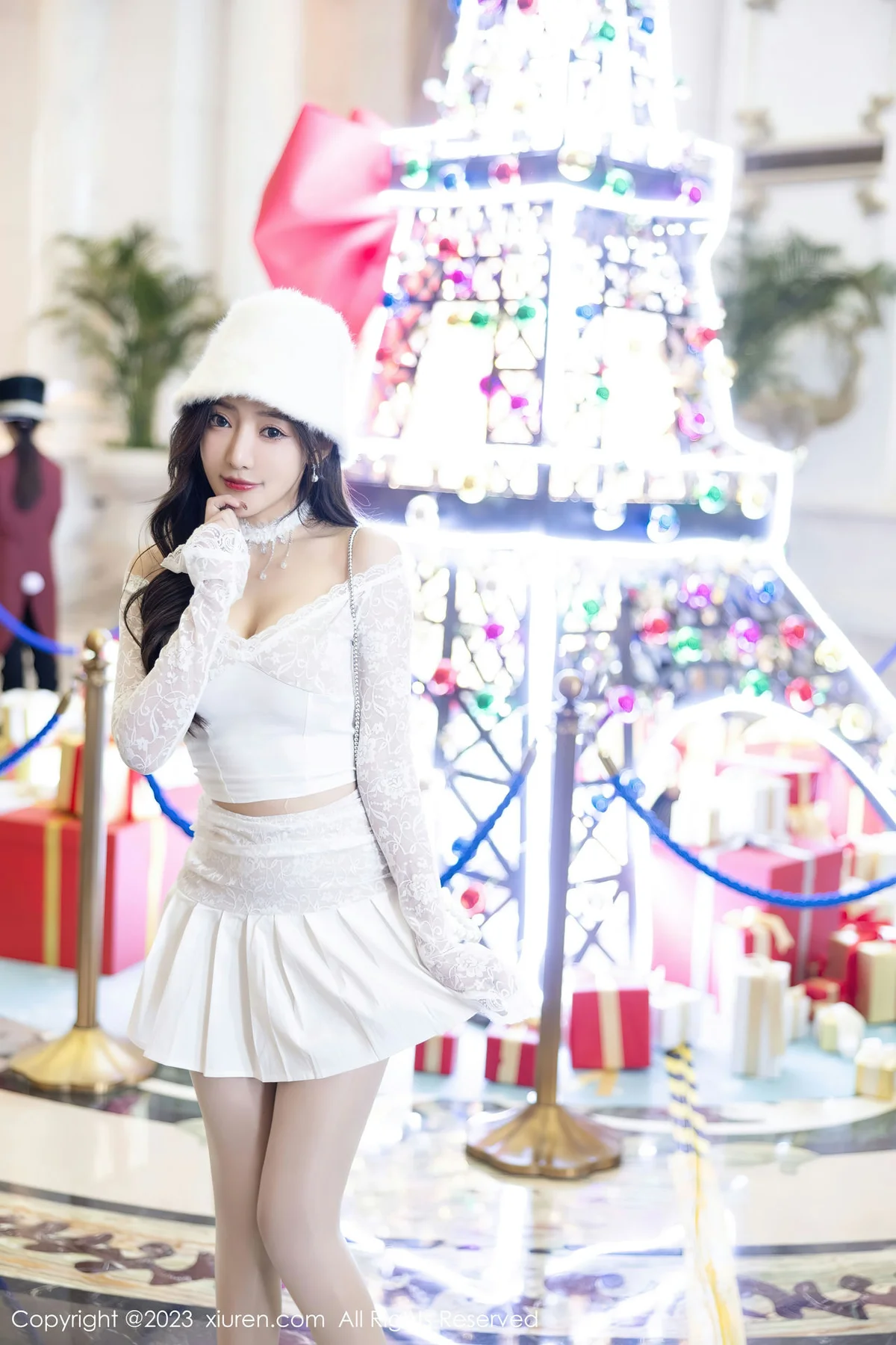 XiuRen 秀人 No.7863  王馨瑶yanni 魅惑灰丝性感写真1 - 3