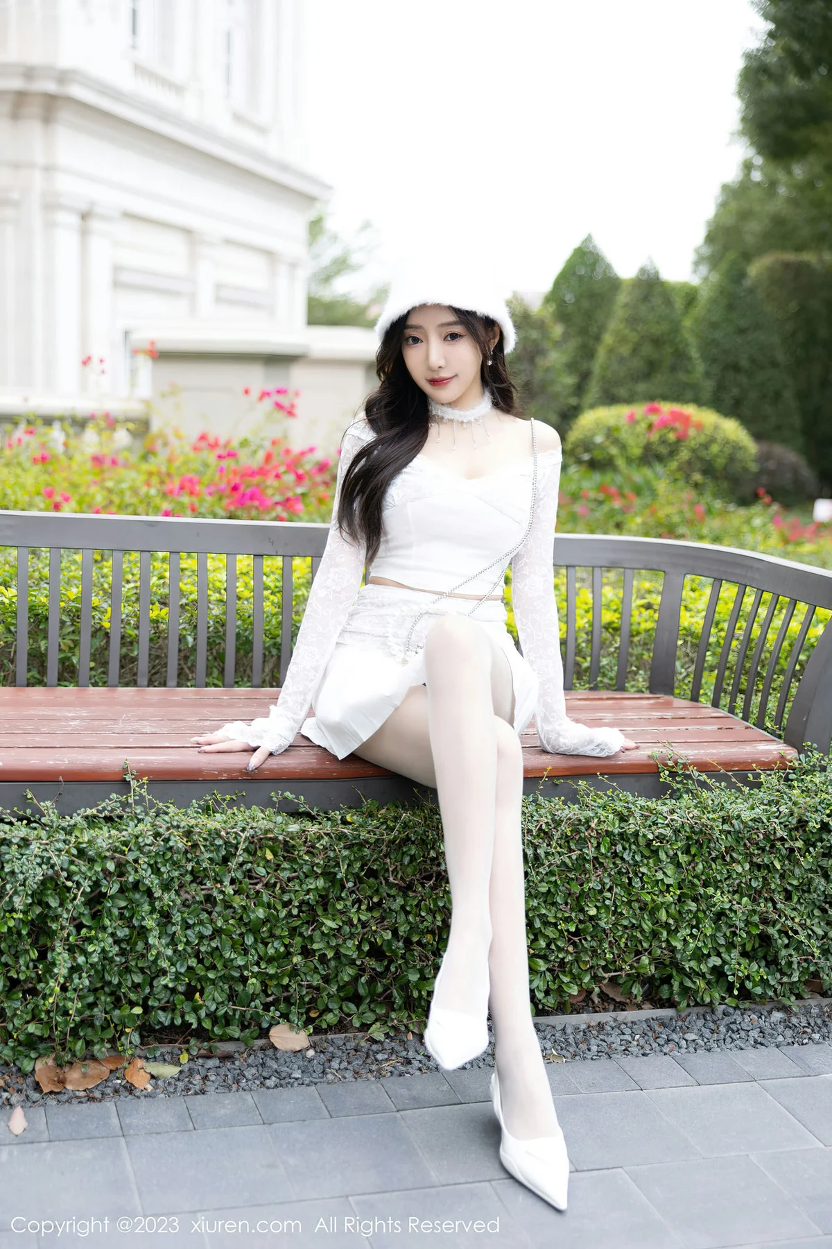 XiuRen 秀人 No.7863  王馨瑶yanni 魅惑灰丝性感写真1 - 6