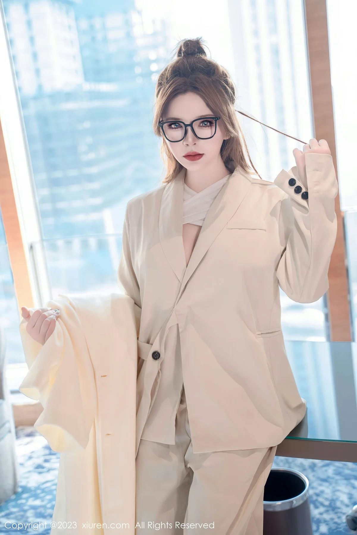 XiuRen 秀人 No.7865  伊丽莎有点白 暴乳回归性感写真2 - 2