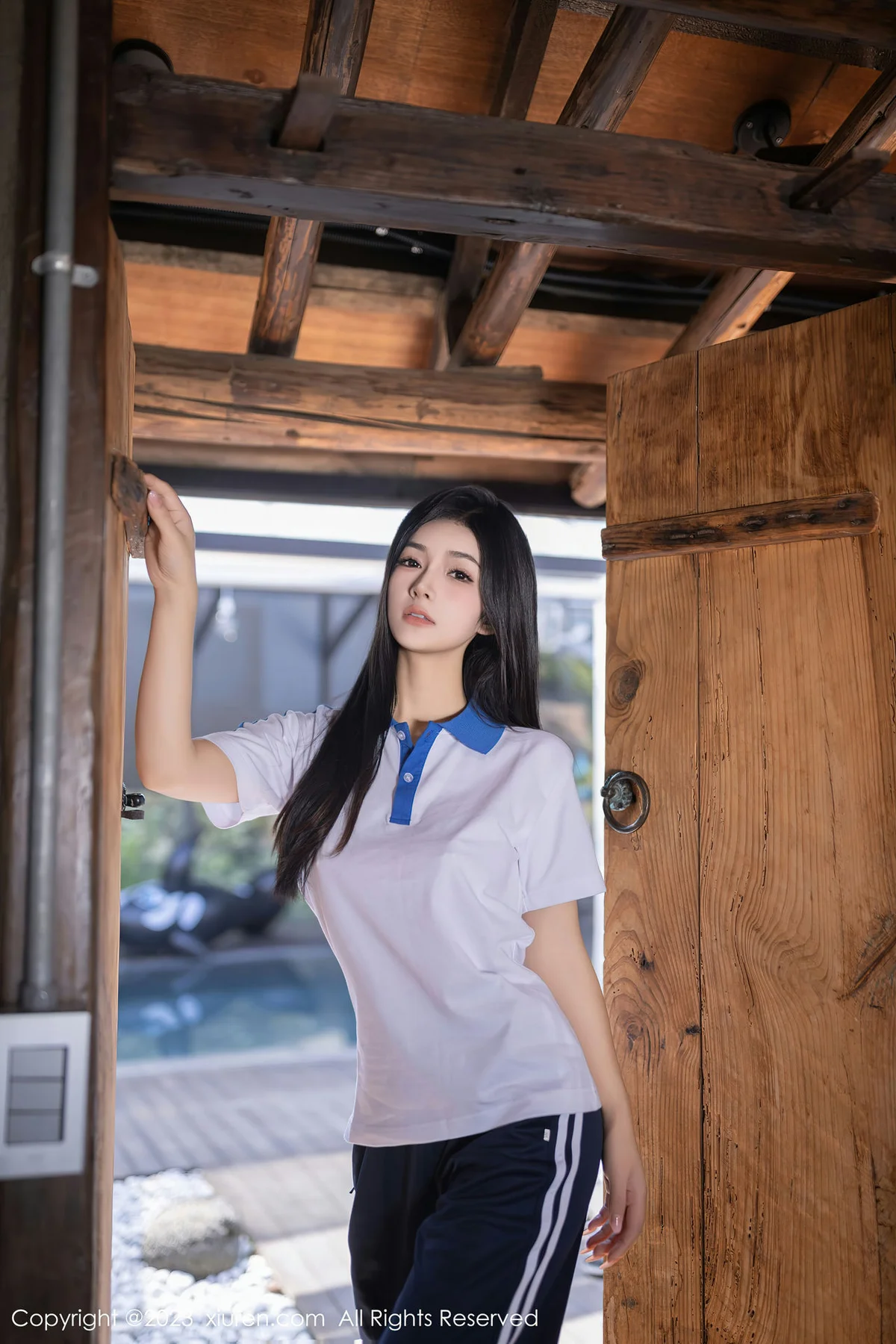 XiuRen 秀人 No.7876  谭小灵 学生角色装扮济州岛旅拍2 - 5