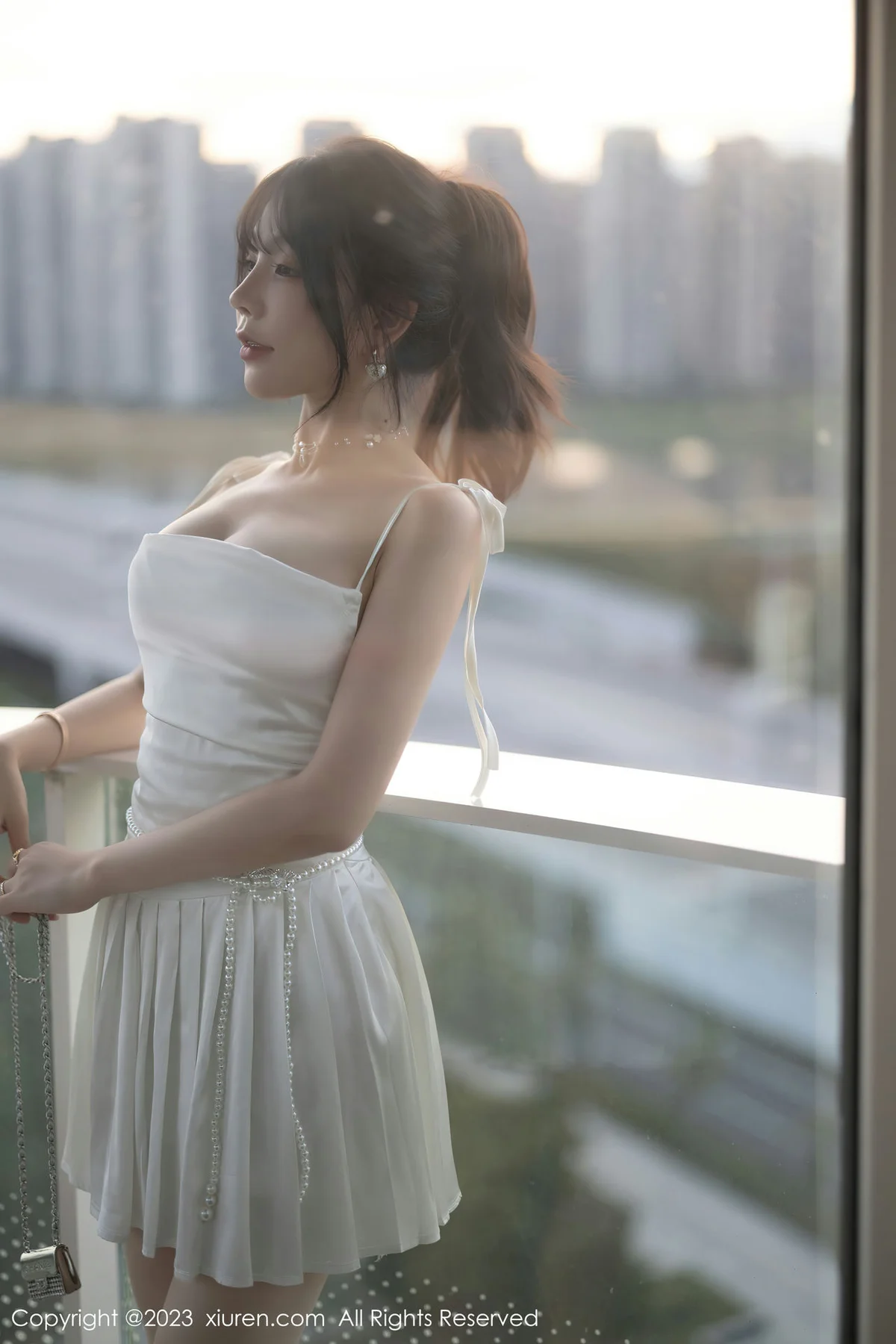 XiuRen 秀人 No.7889  徐莉芝Booty 原色丝袜性感写真1 - 1