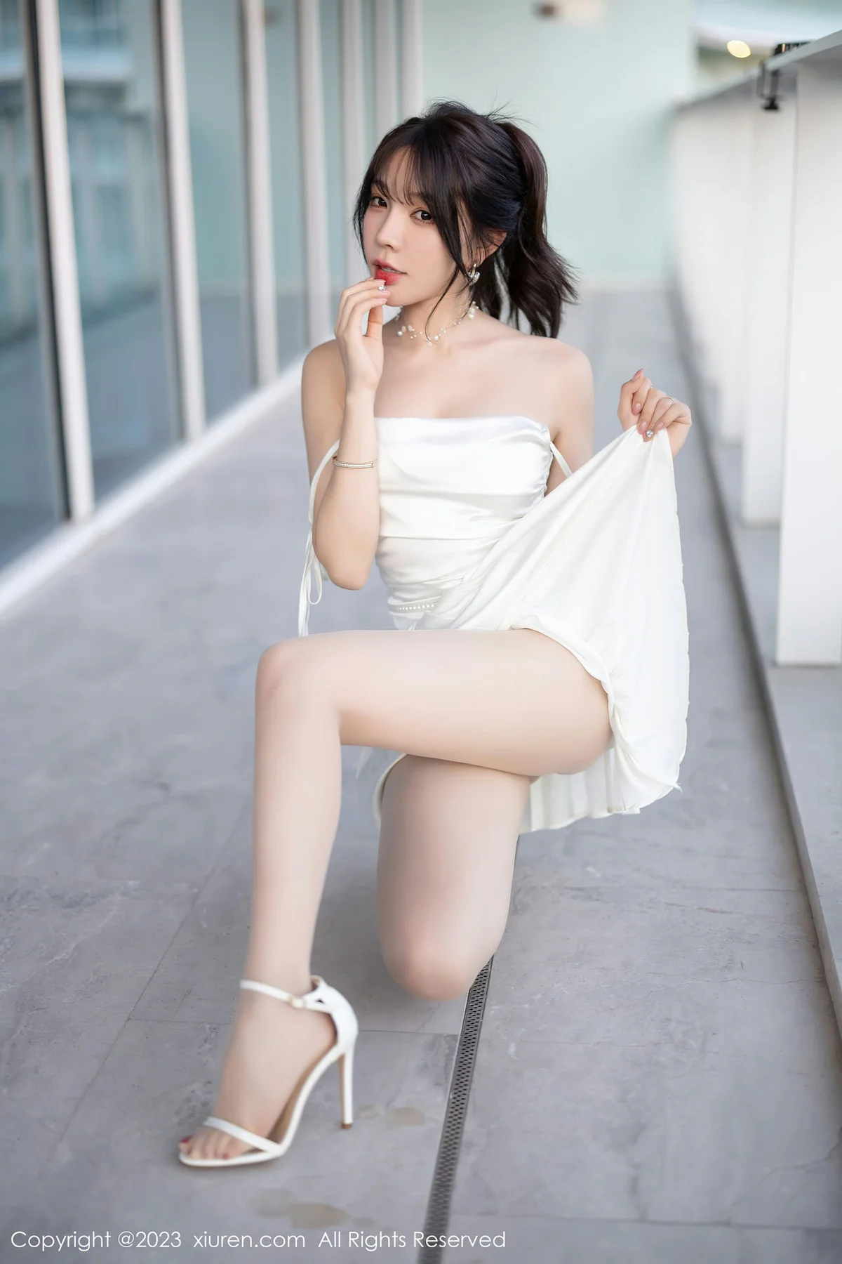 XiuRen 秀人 No.7889  徐莉芝Booty 原色丝袜性感写真1 - 10