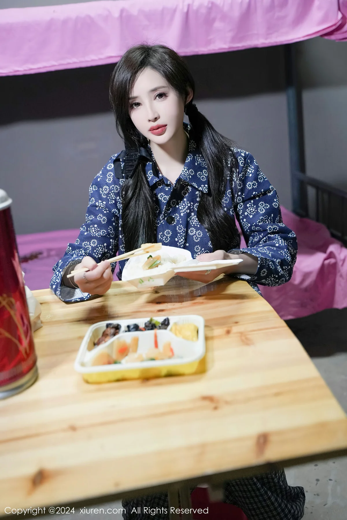 XiuRen 秀人 No.7915  Carol周妍希 民工宿舍拍摄性感写真33 - 1