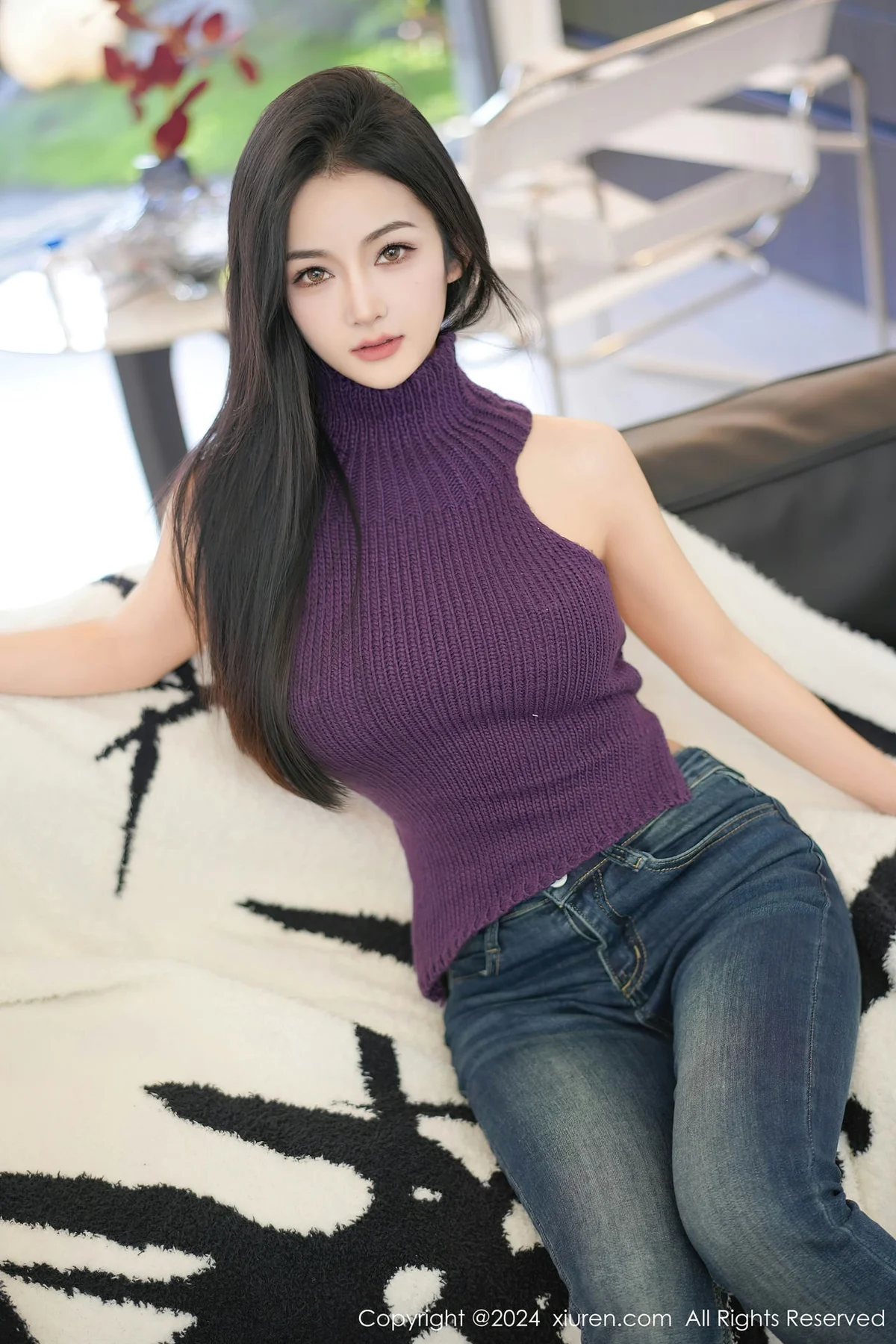 XiuRen 秀人 No.7918  谭小灵 诱人原色丝袜性感写真2 - 4