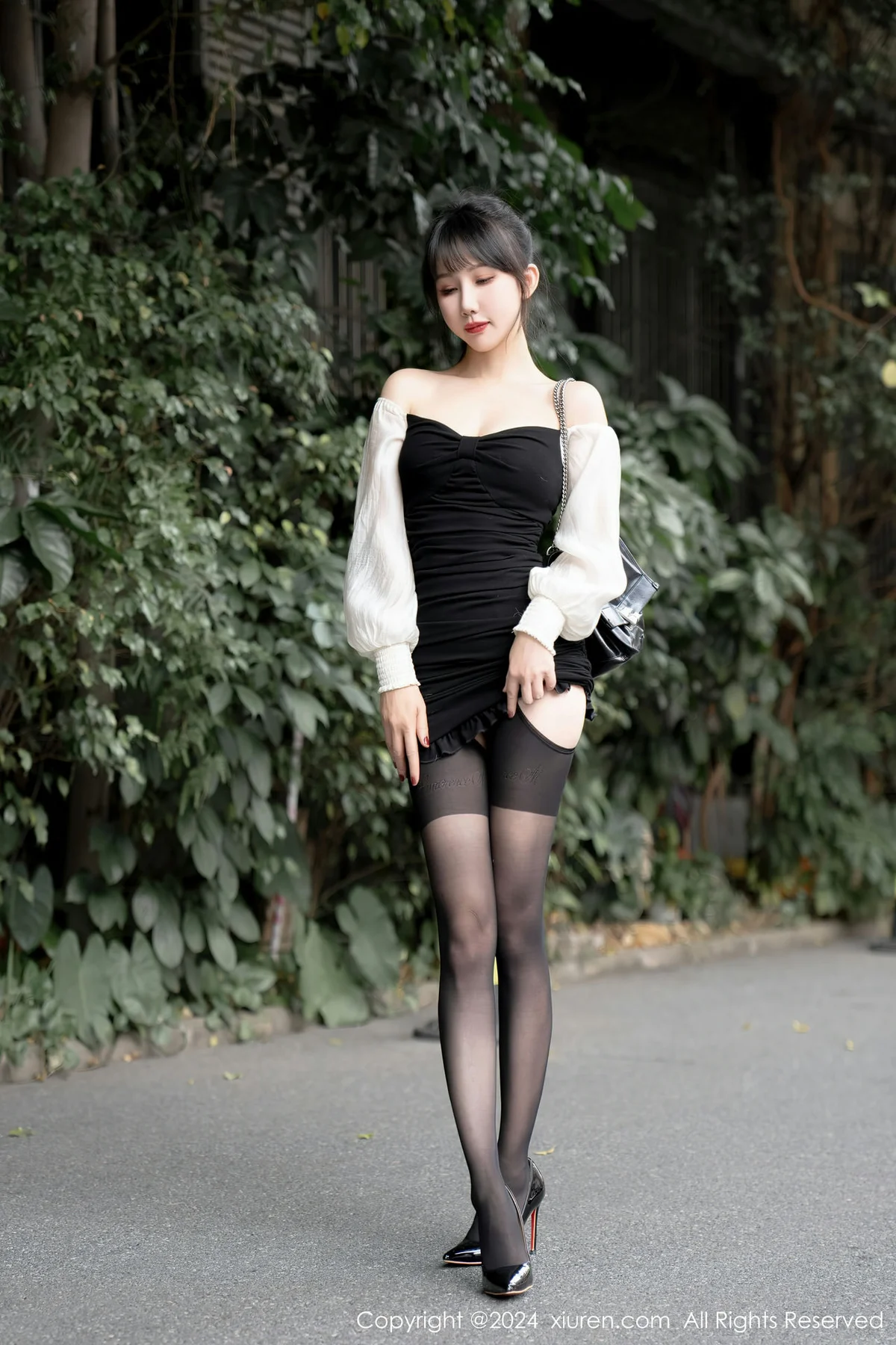 XiuRen 秀人 No.7930 波巧酱 【Al女友】首次创新创作性感写真 - 2